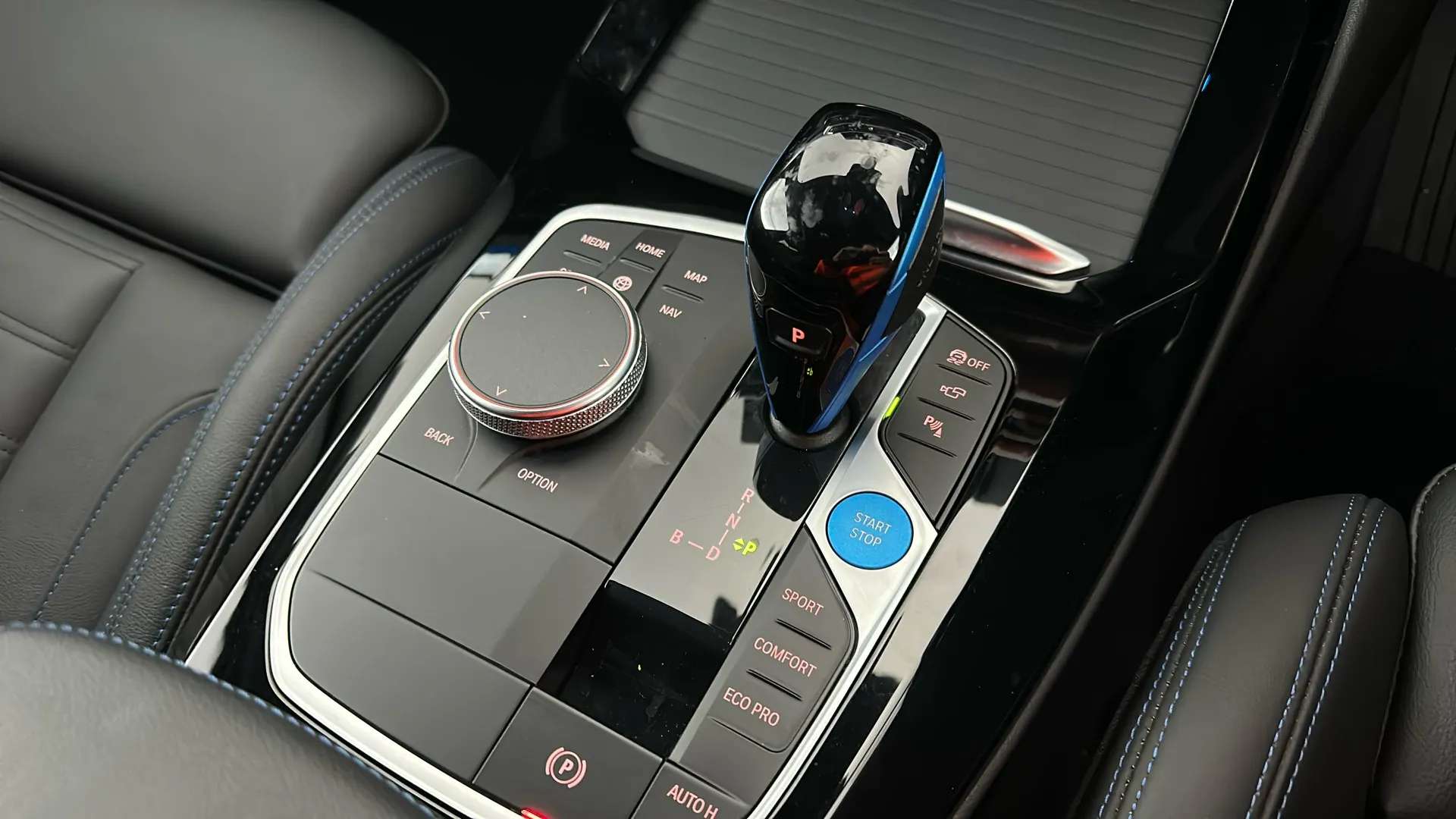 2023 BMW IX3 2023 BMW IX3