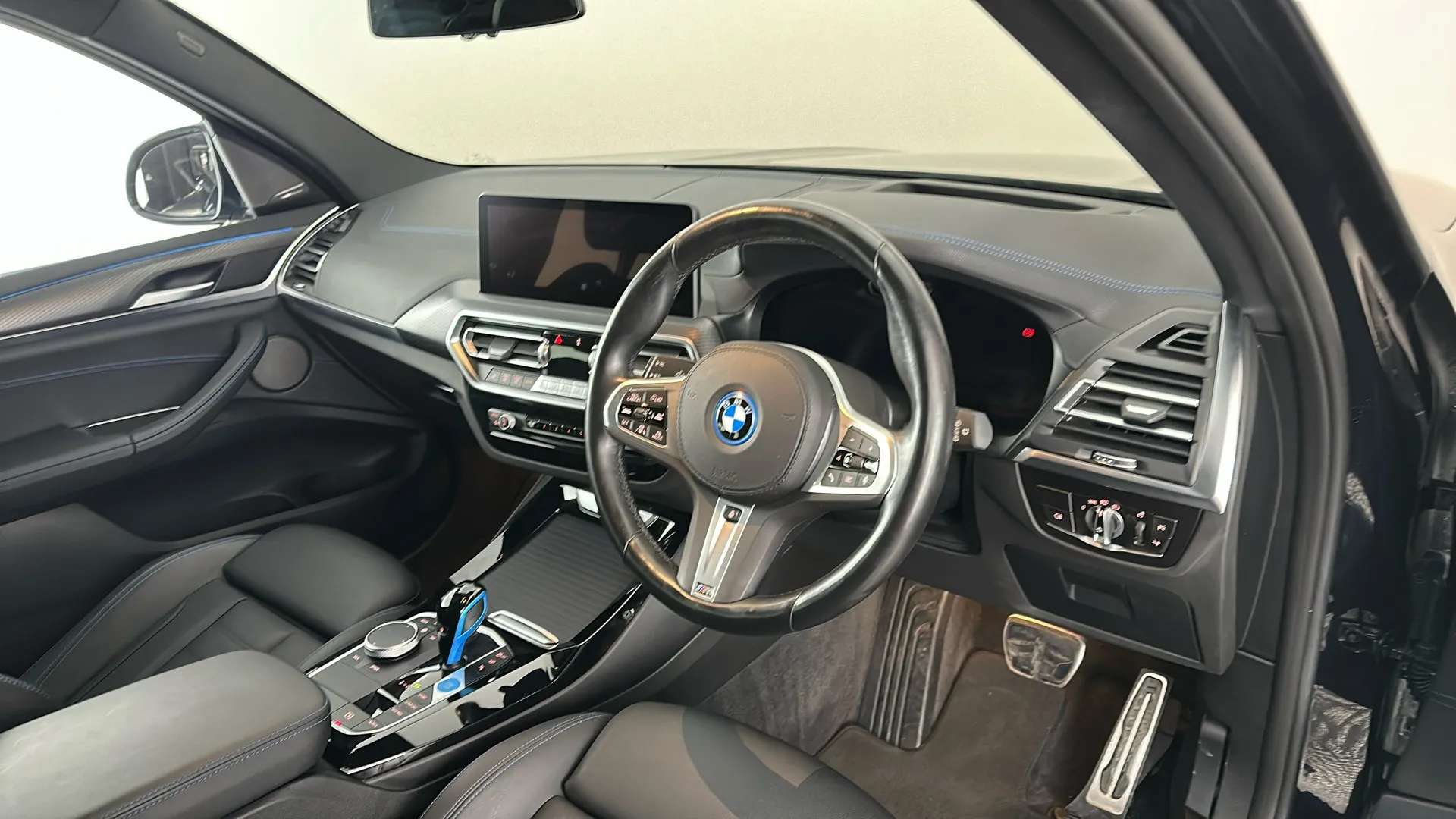 2023 BMW IX3 2023 BMW IX3