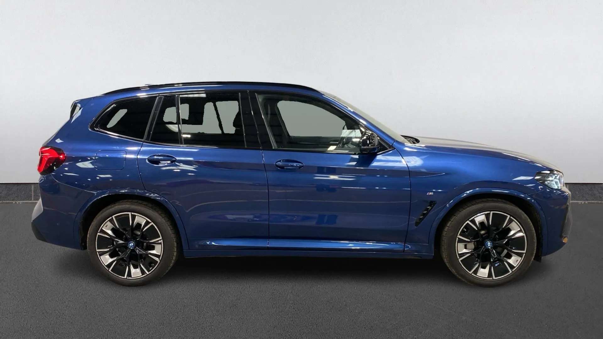 A 2023 BMW IX3 210kW M Sport Pro 80kWh Auto A 2023 BMW IX3 210kW M Sport Pro 80kWh Auto