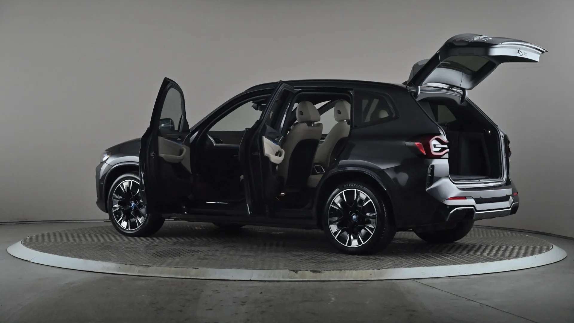 2024 BMW IX3 2024 BMW IX3