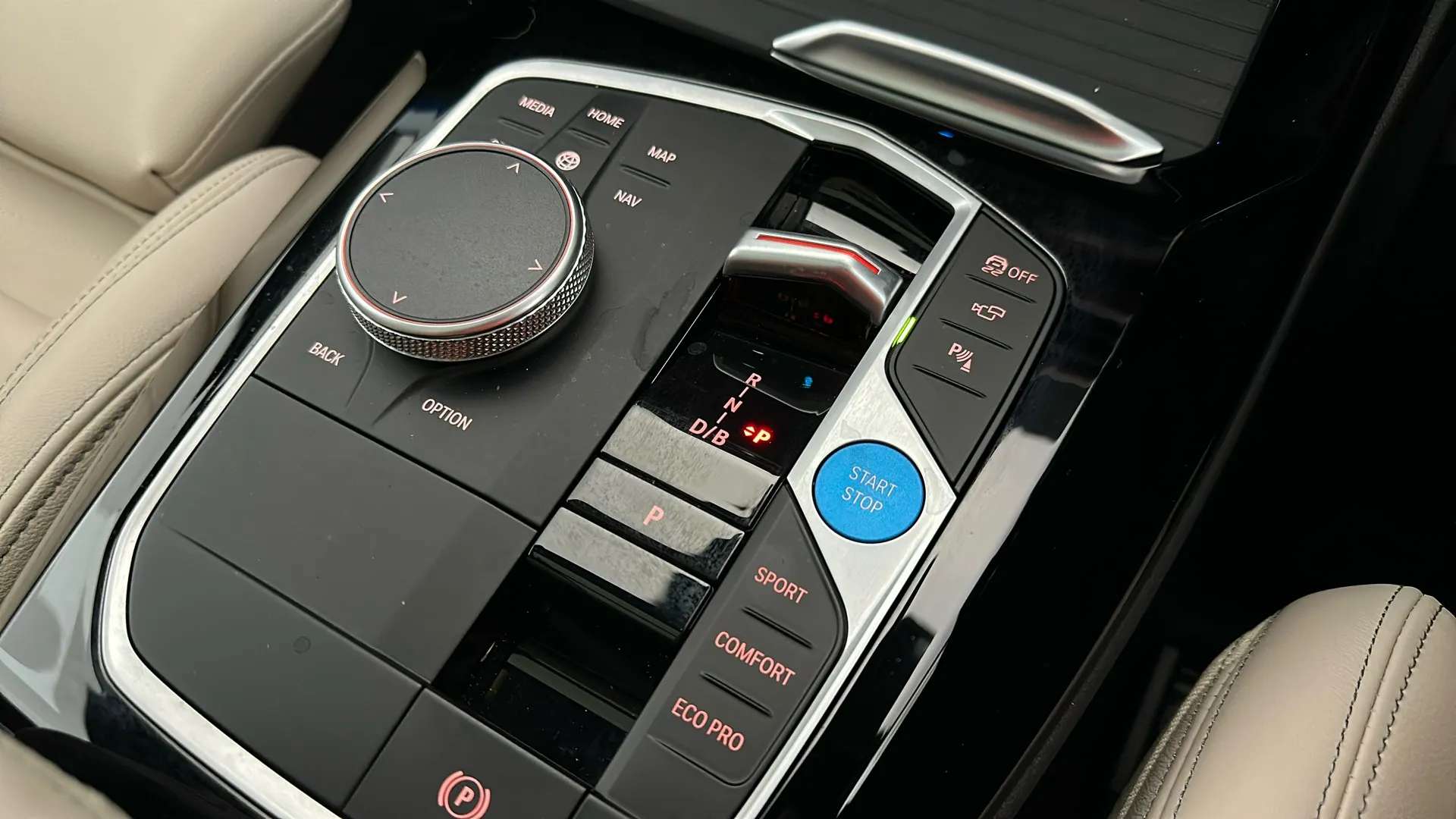 2024 BMW IX3 2024 BMW IX3