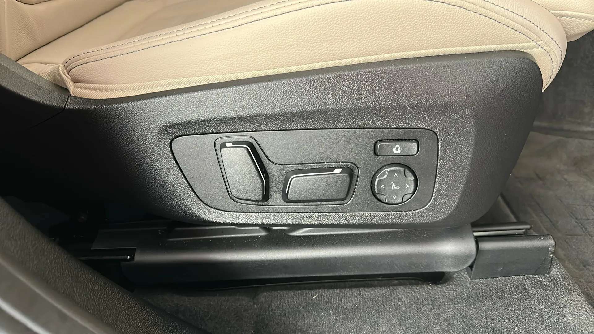 2024 BMW IX3 2024 BMW IX3