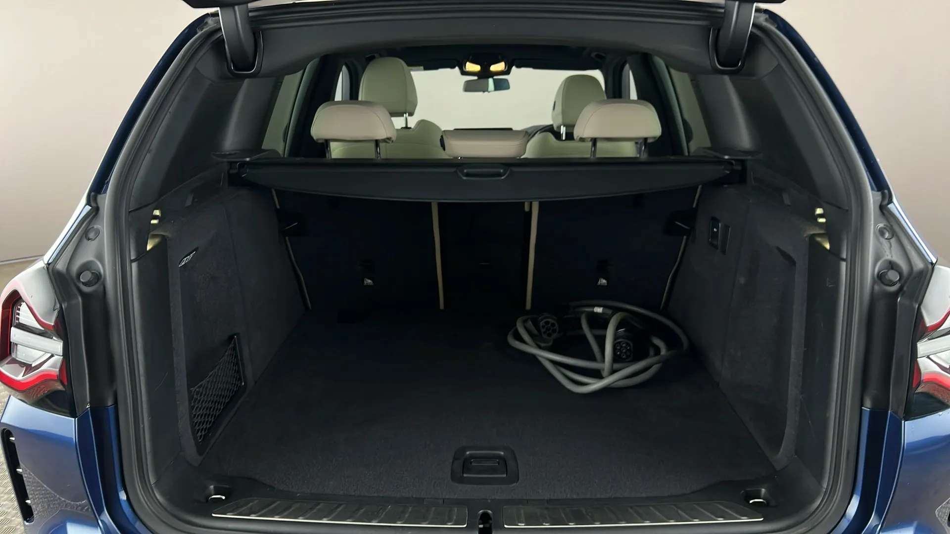 2022 BMW IX3 2022 BMW IX3