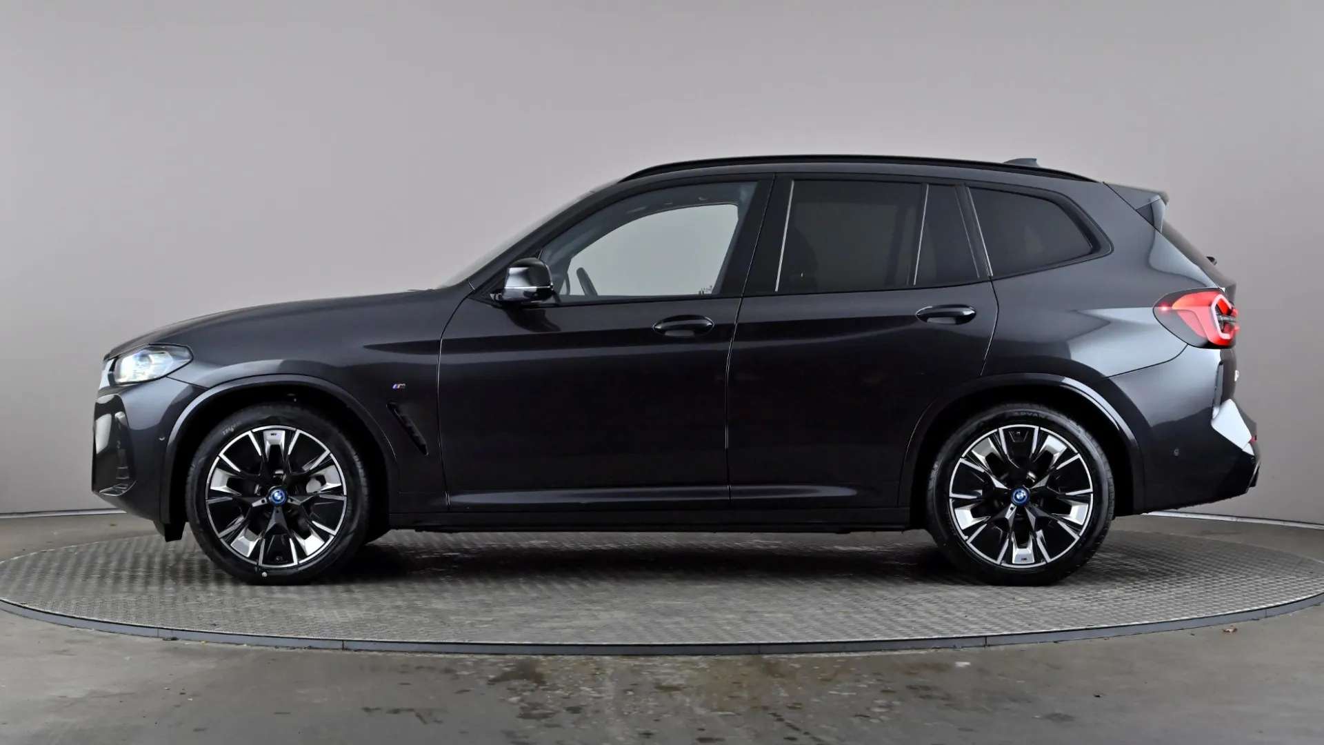 A 2023 BMW IX3 210kW M Sport Pro 80kWh Auto A 2023 BMW IX3 210kW M Sport Pro 80kWh Auto
