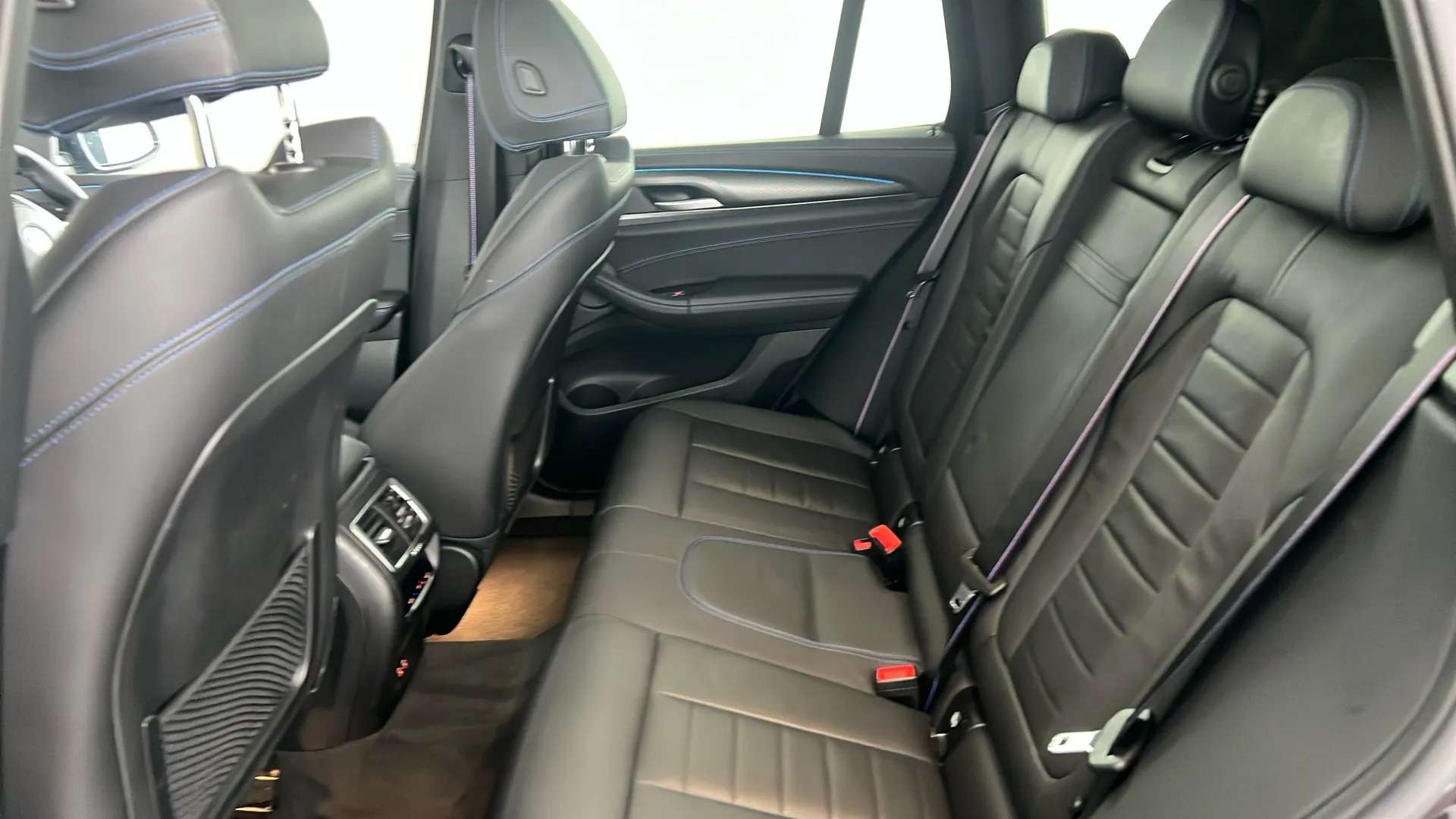 2023 BMW IX3 2023 BMW IX3