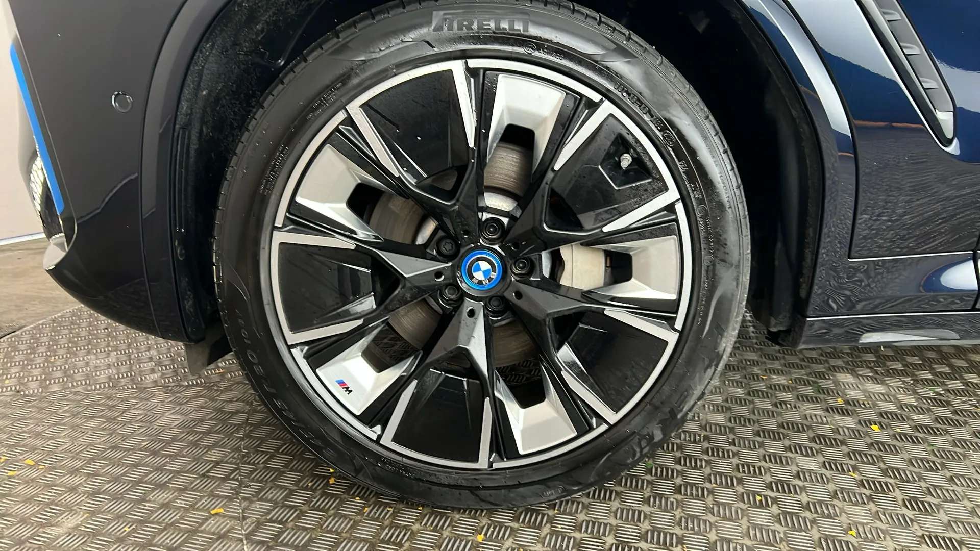 2022 BMW IX3 2022 BMW IX3