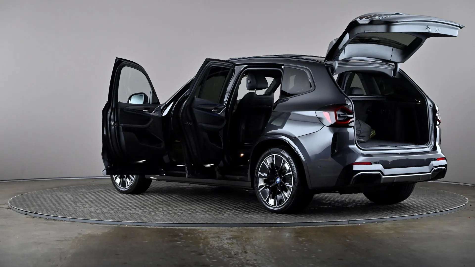 2023 BMW IX3 2023 BMW IX3