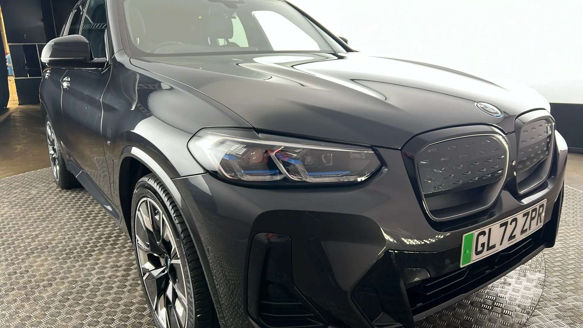 2023 BMW IX3 2023 BMW IX3