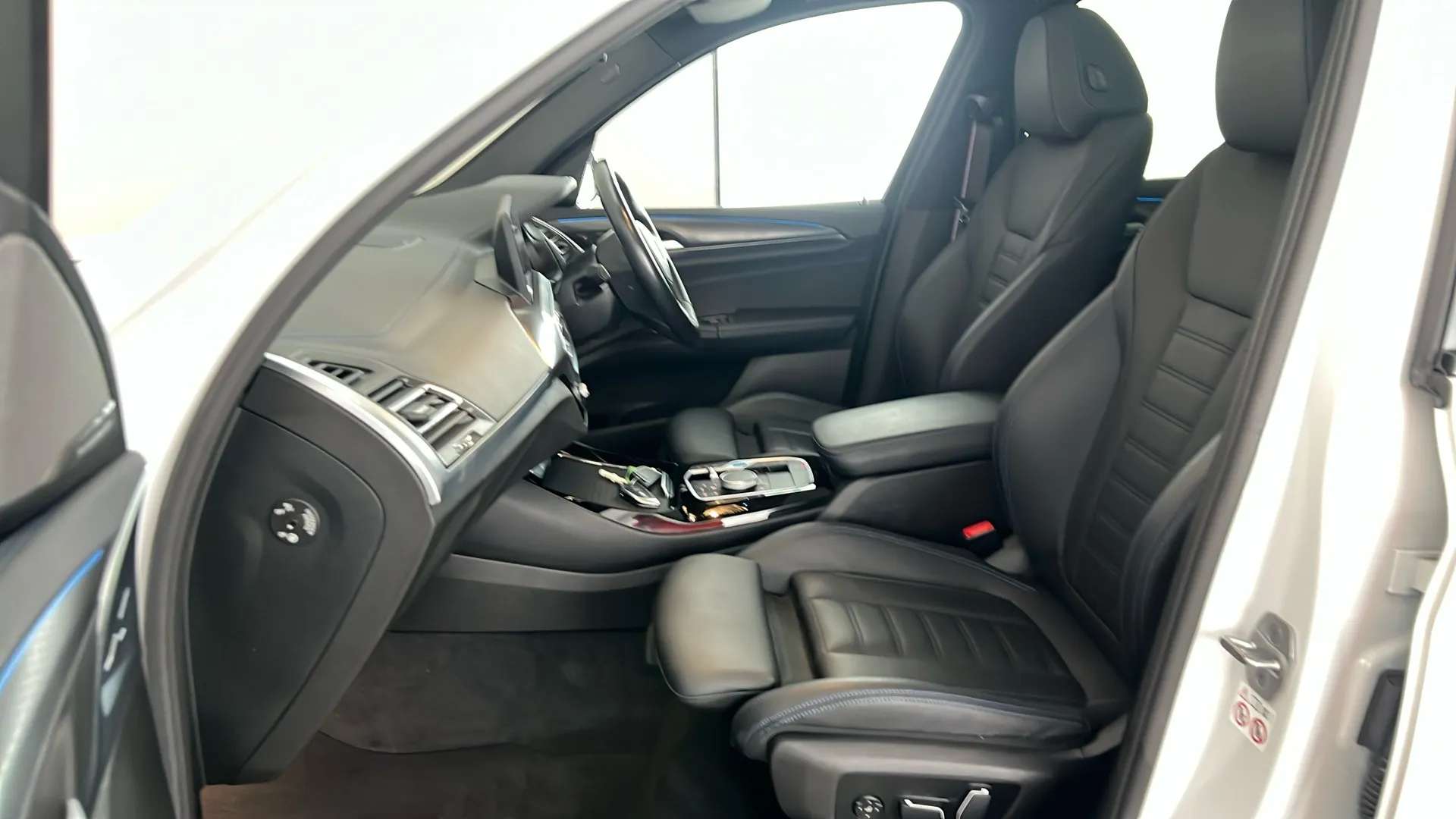 2023 BMW IX3 2023 BMW IX3
