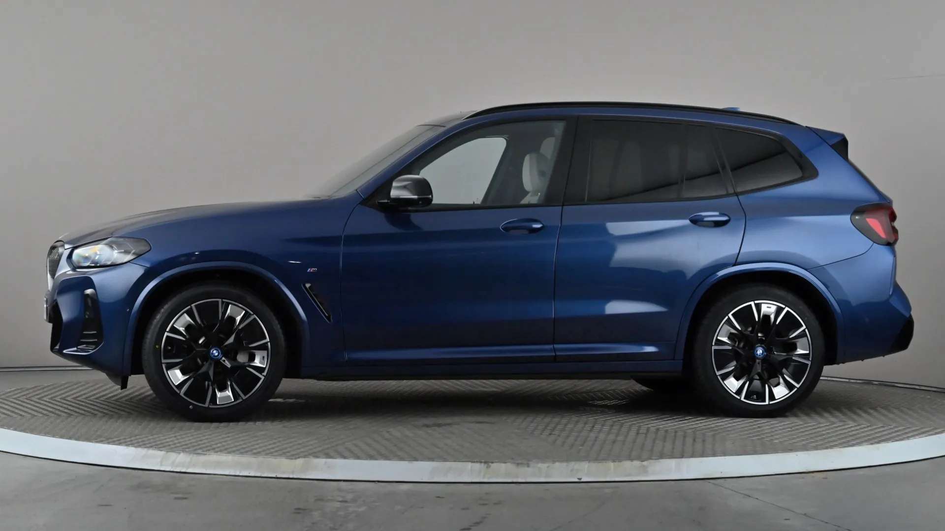 A 2023 BMW IX3 210kW M Sport Pro 80kWh Auto A 2023 BMW IX3 210kW M Sport Pro 80kWh Auto