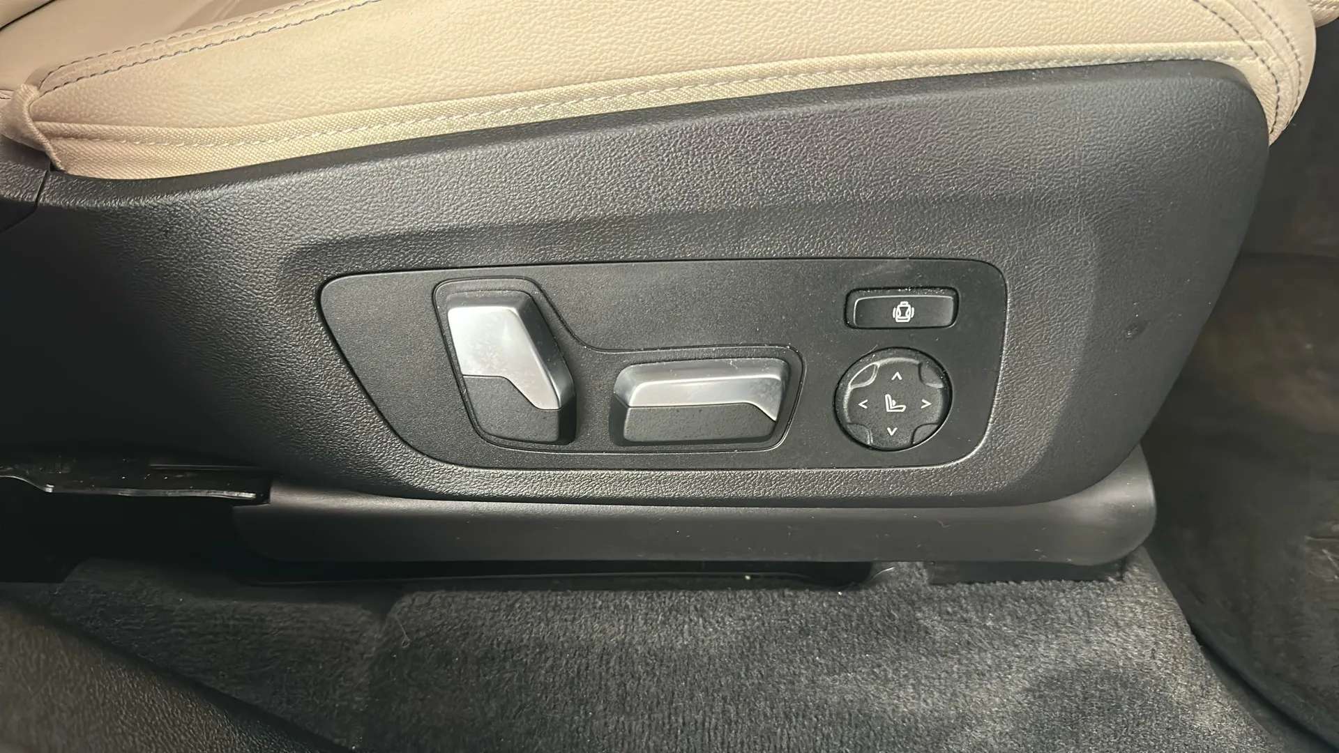 2023 BMW IX3 2023 BMW IX3