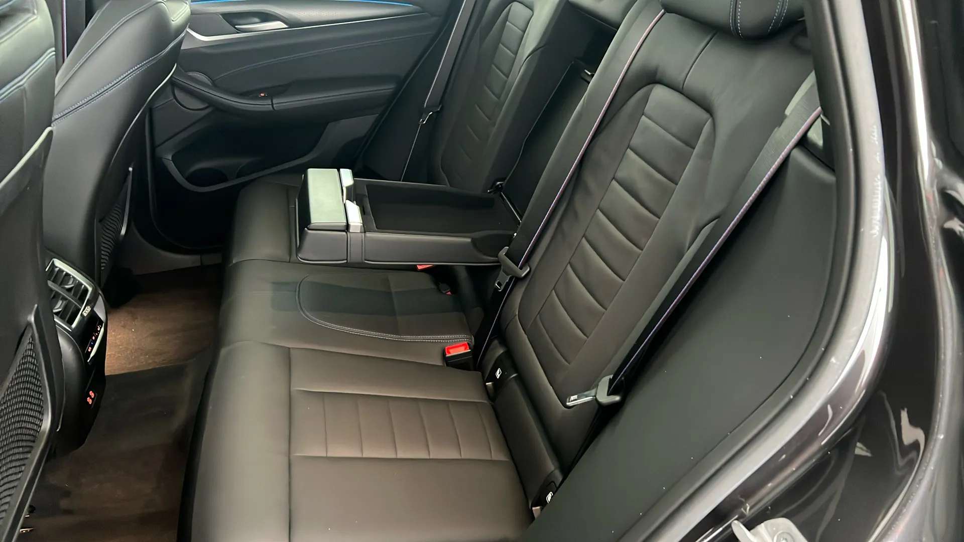 2022 BMW IX3 2022 BMW IX3