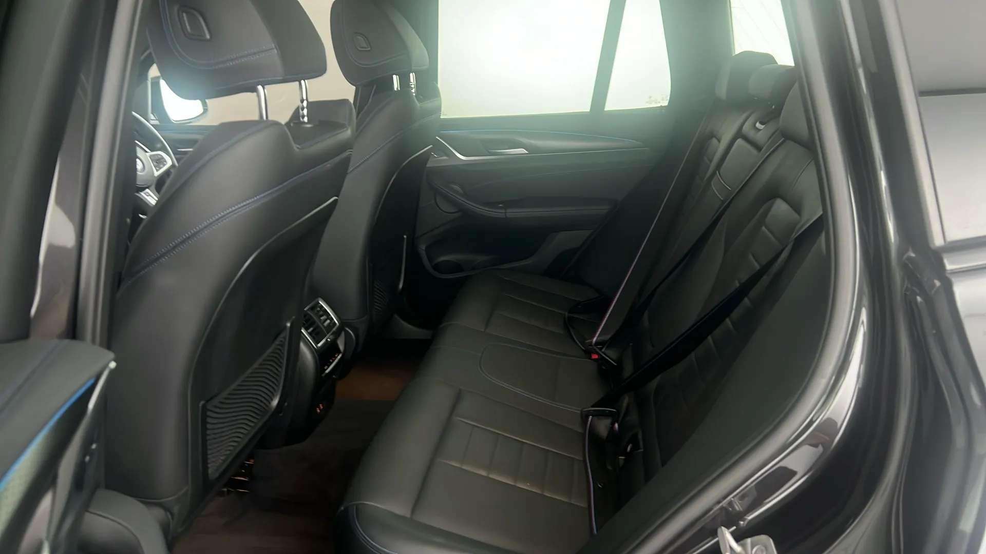 2023 BMW IX3 2023 BMW IX3