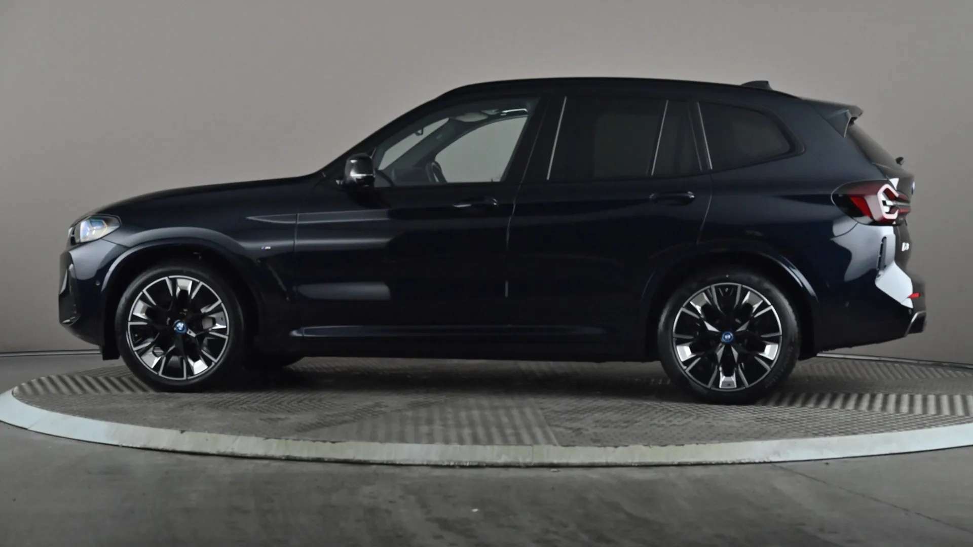 2023 BMW IX3 2023 BMW IX3