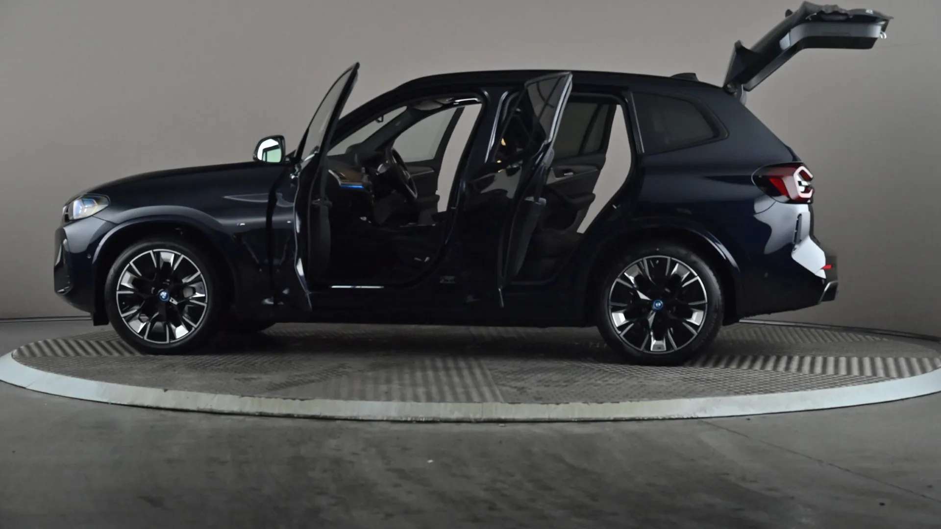 2023 BMW IX3 2023 BMW IX3