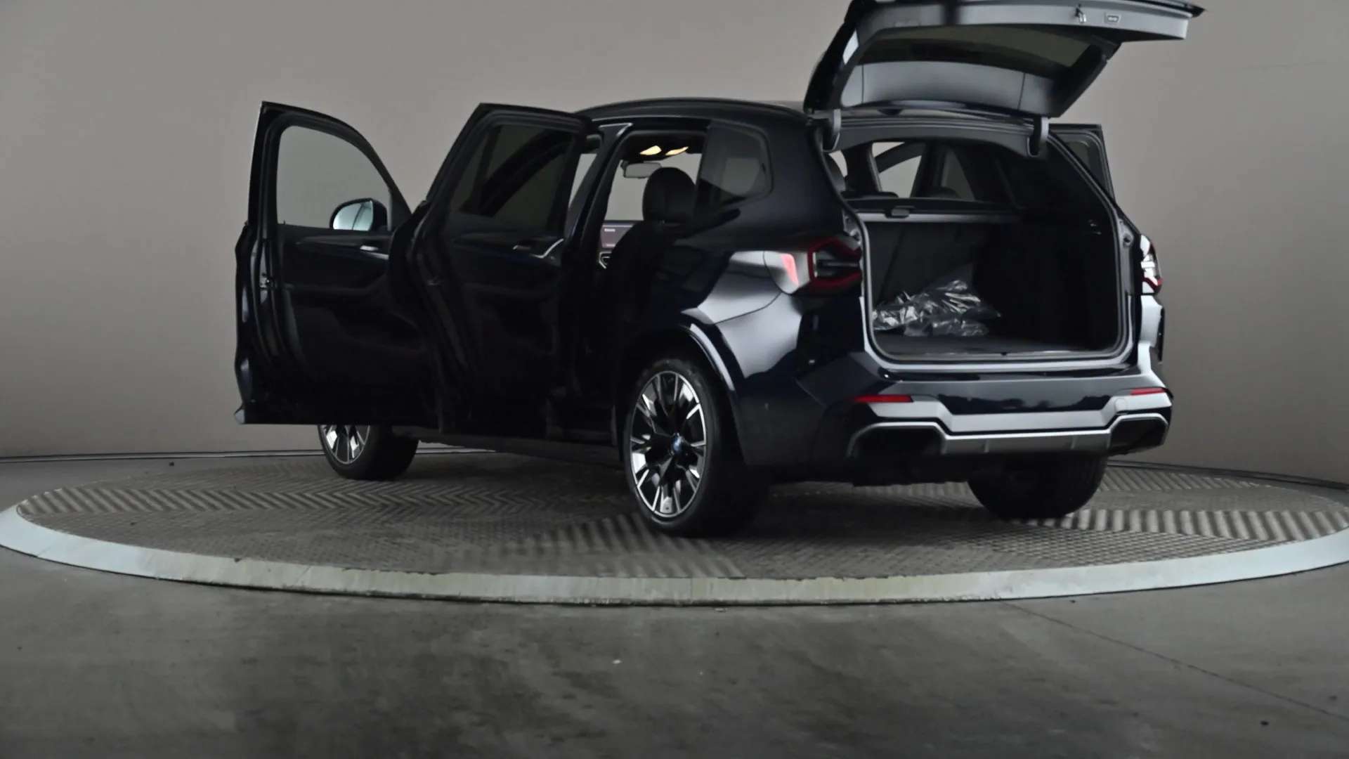 2023 BMW IX3 2023 BMW IX3