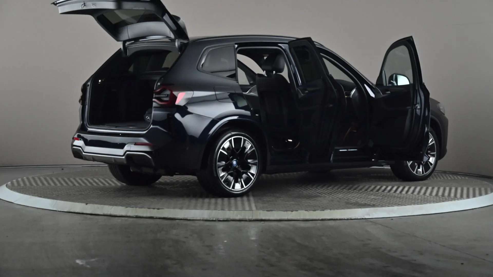 2023 BMW IX3 2023 BMW IX3