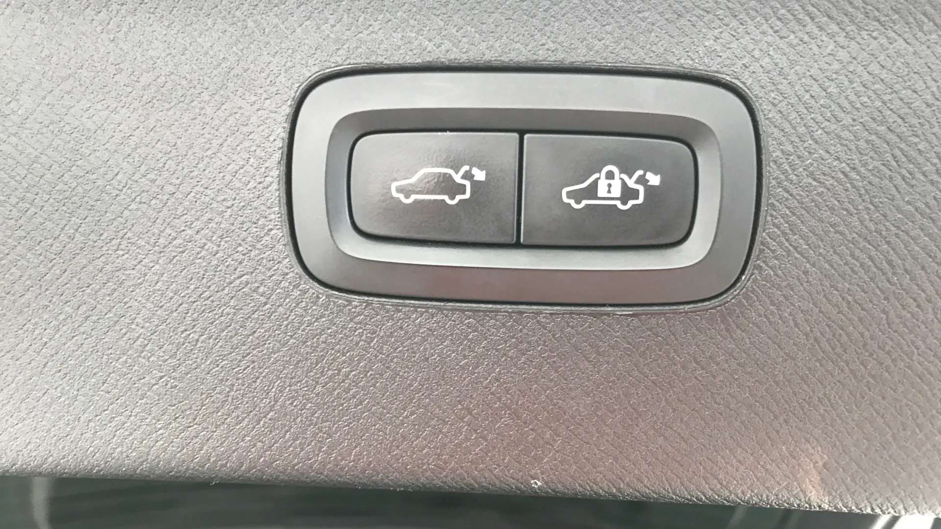 2018 VOLVO XC90 2018 VOLVO XC90