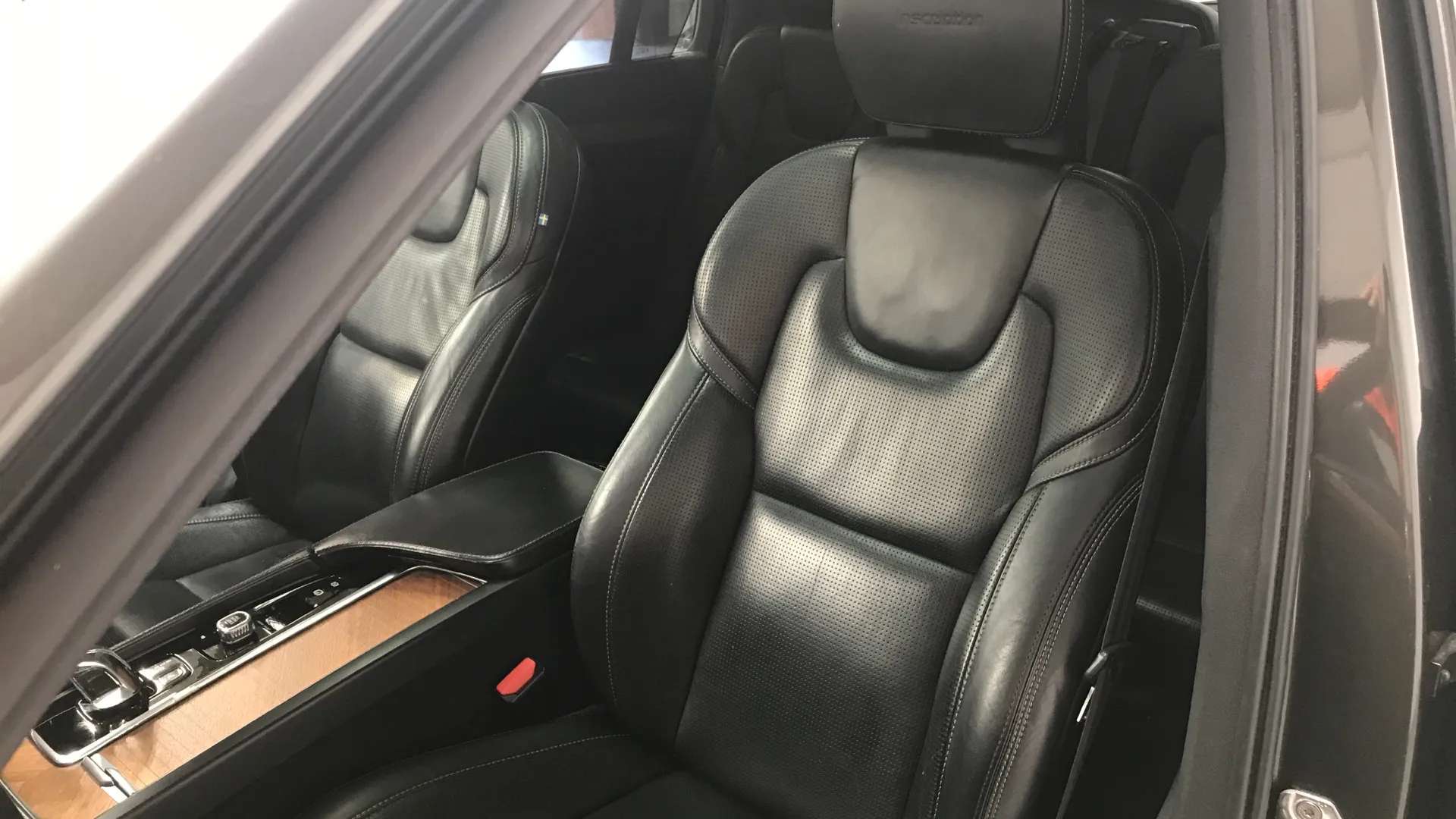 2018 VOLVO XC90 2018 VOLVO XC90