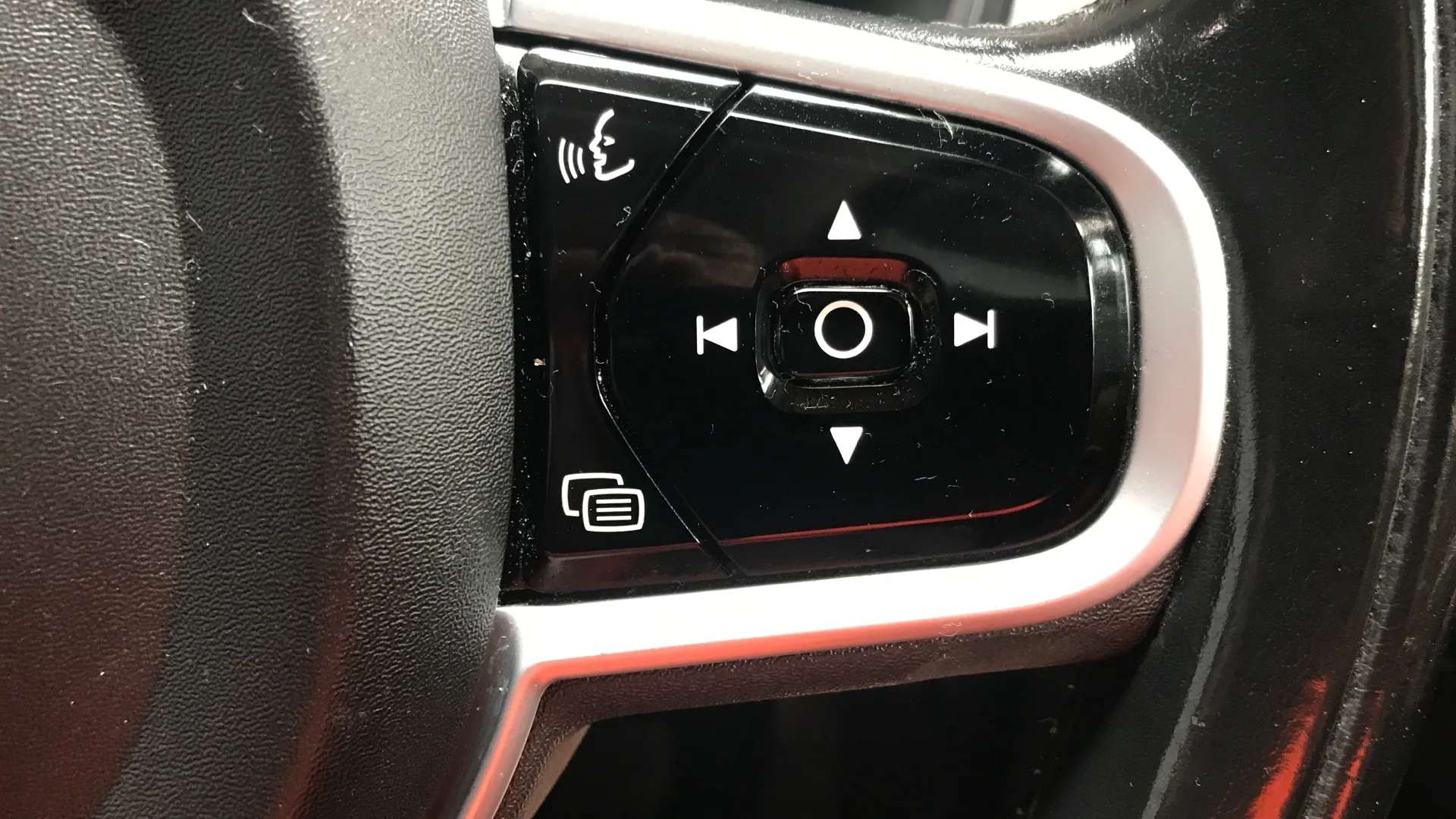 2018 VOLVO XC90 2018 VOLVO XC90