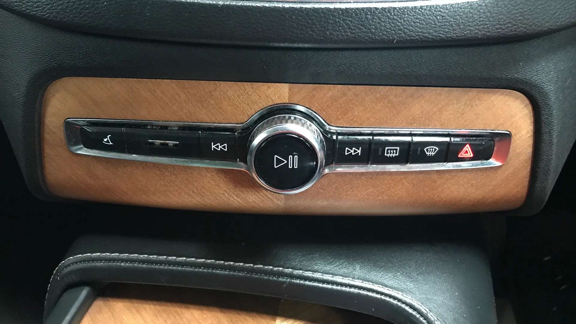 2018 VOLVO XC90 2018 VOLVO XC90