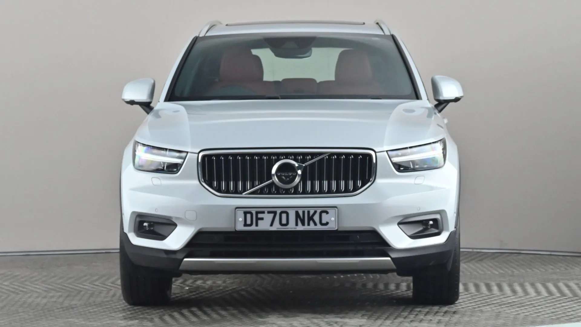2021 VOLVO XC40 2021 VOLVO XC40