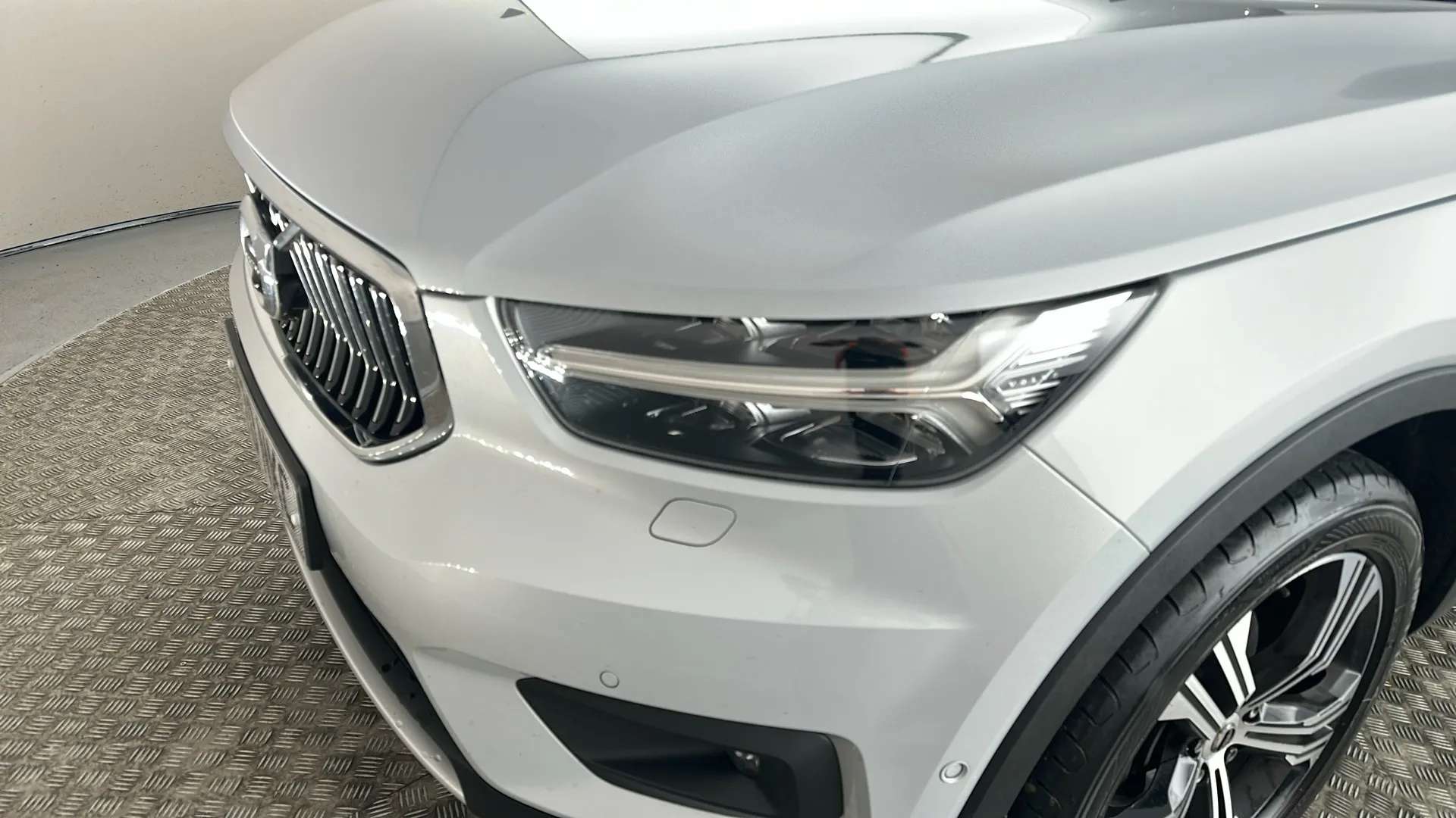 2021 VOLVO XC40 2021 VOLVO XC40