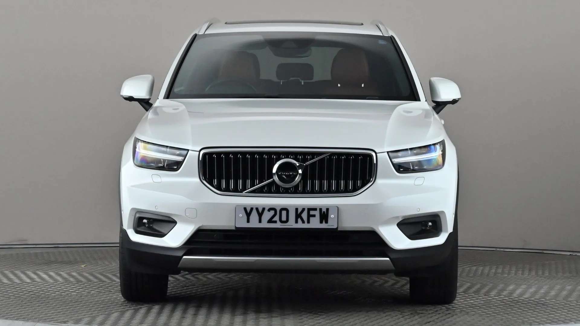 2020 VOLVO XC40 2020 VOLVO XC40