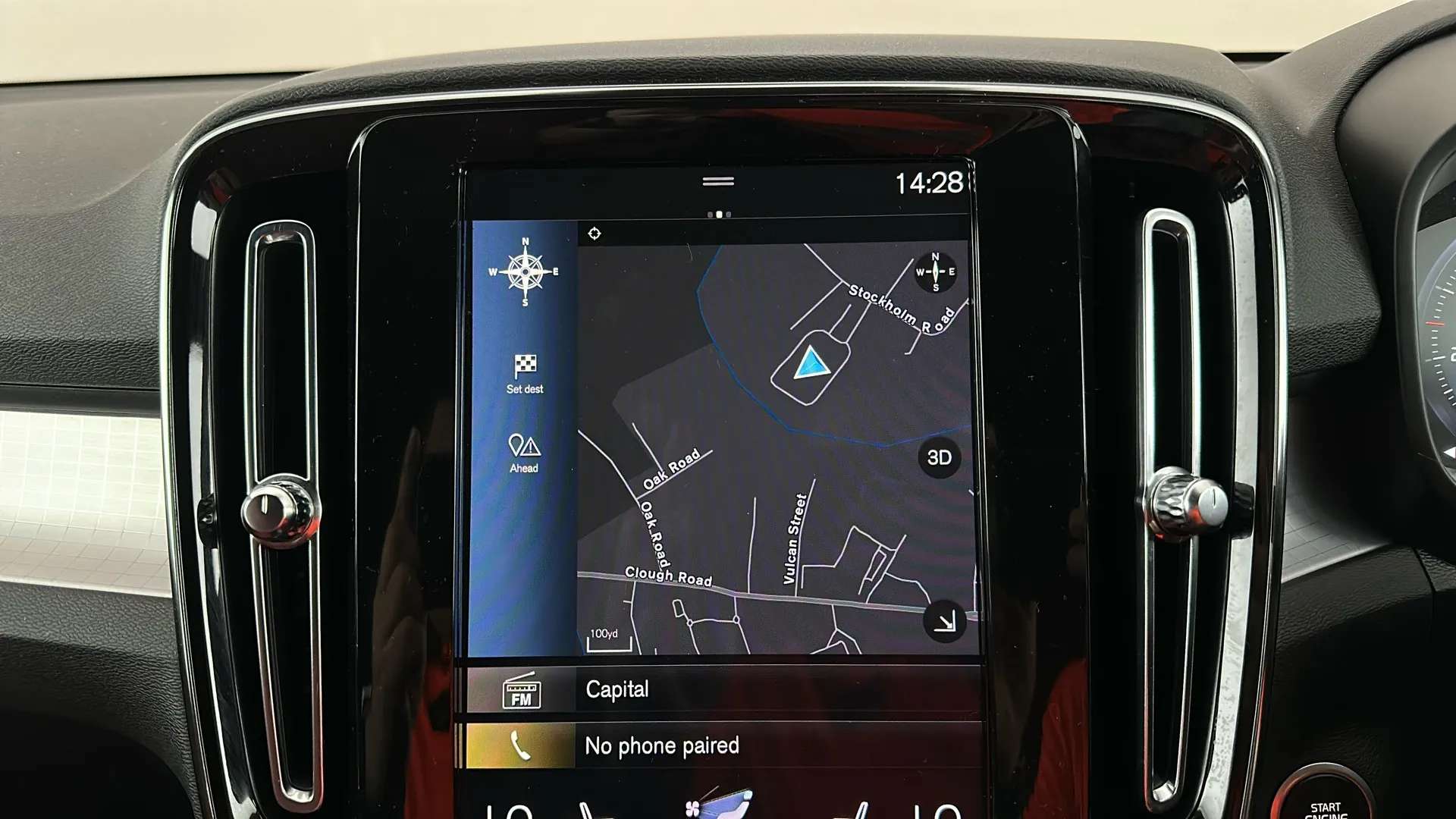 2020 VOLVO XC40 2020 VOLVO XC40