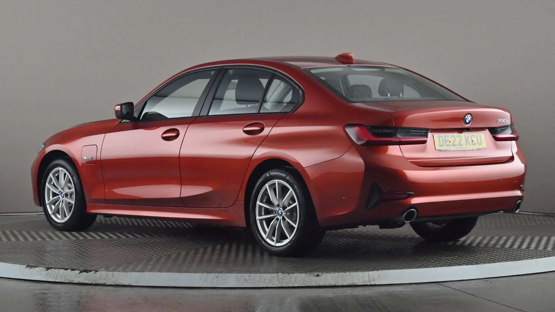 A 2022 BMW 3 SERIES 330e SE Pro Step Auto A 2022 BMW 3 SERIES 330e SE Pro Step Auto