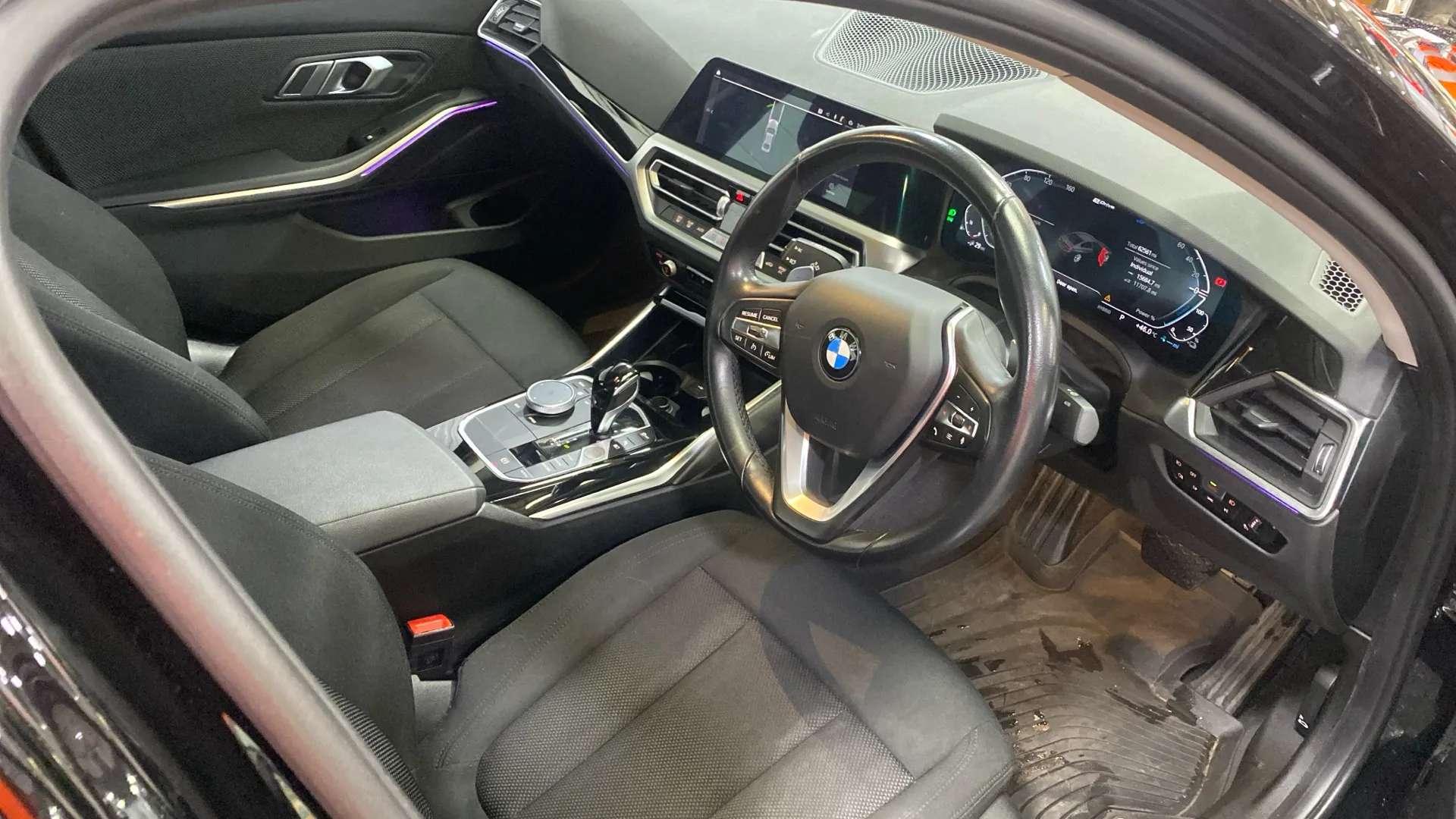 A 2021 BMW 3 SERIES 330e SE Pro Step Auto A 2021 BMW 3 SERIES 330e SE Pro Step Auto