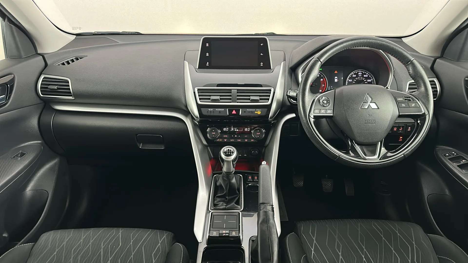 2018 MITSUBISHI ECLIPSE CROSS 2018 MITSUBISHI ECLIPSE CROSS