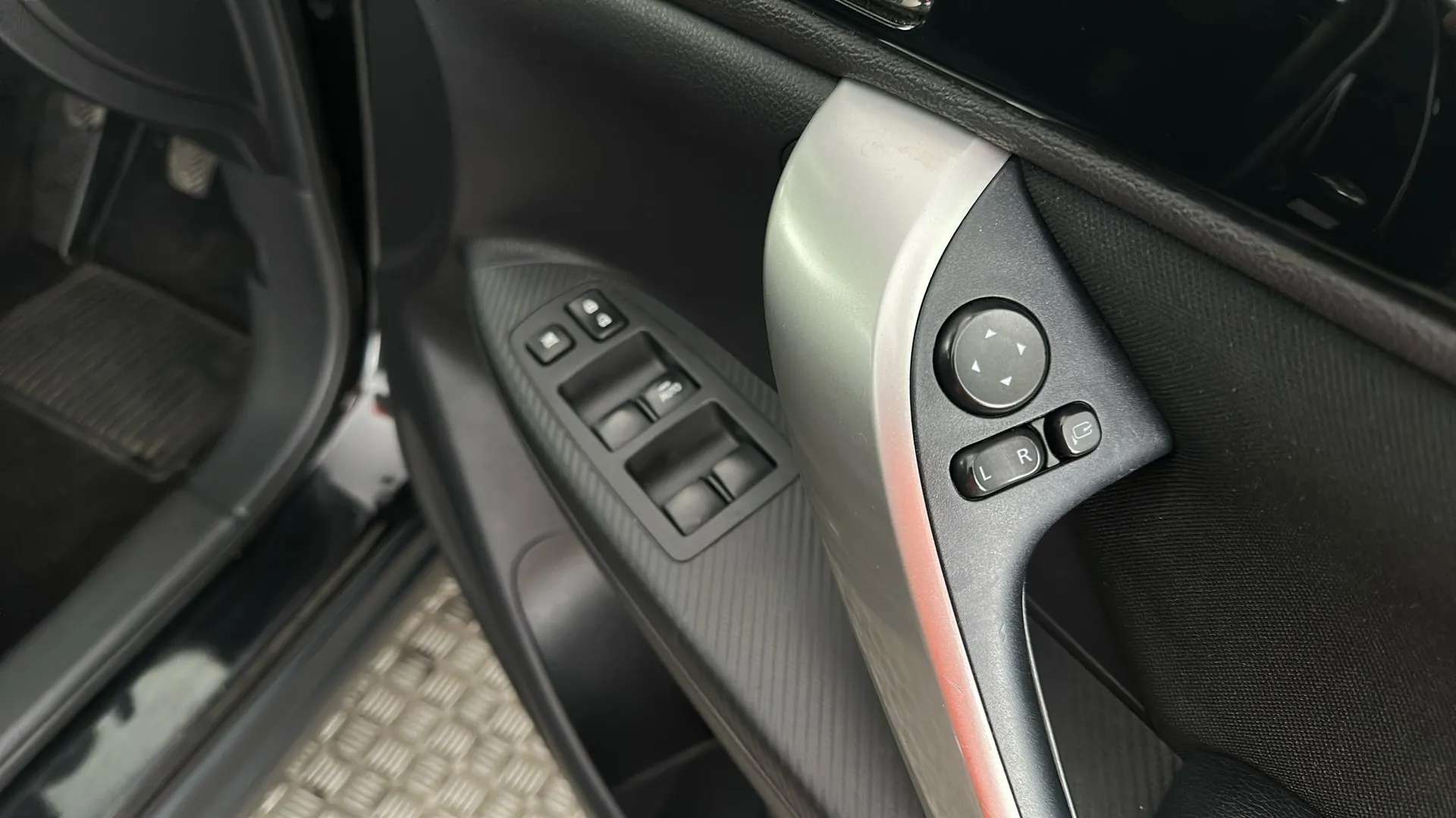 2018 MITSUBISHI ECLIPSE CROSS 2018 MITSUBISHI ECLIPSE CROSS