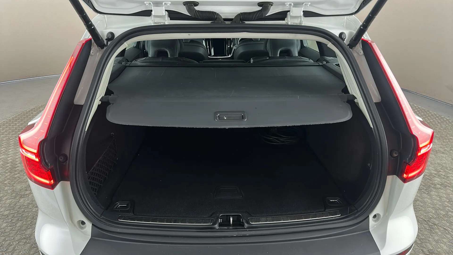 2021 VOLVO V60 2021 VOLVO V60