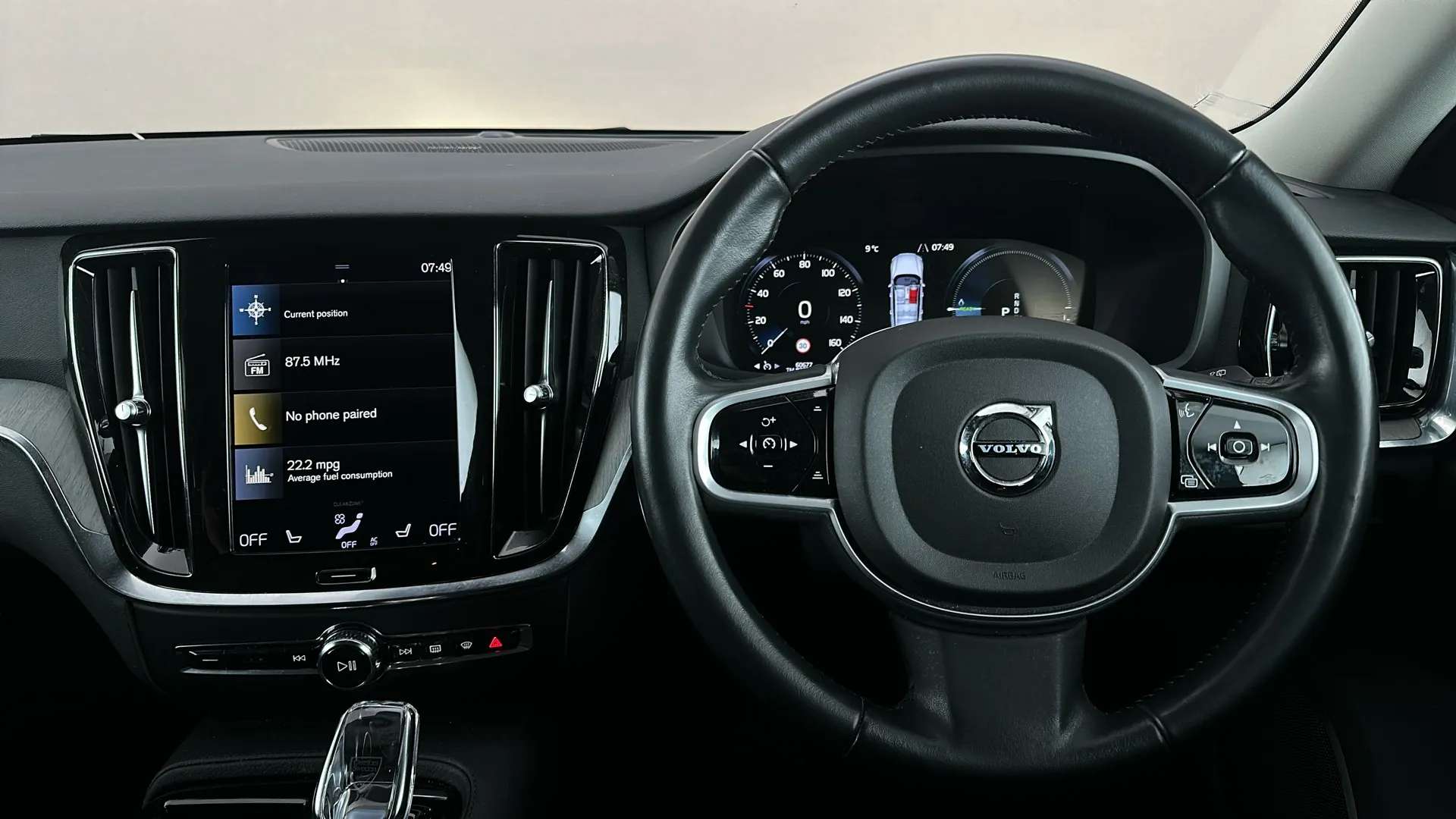 2021 VOLVO V60 2021 VOLVO V60