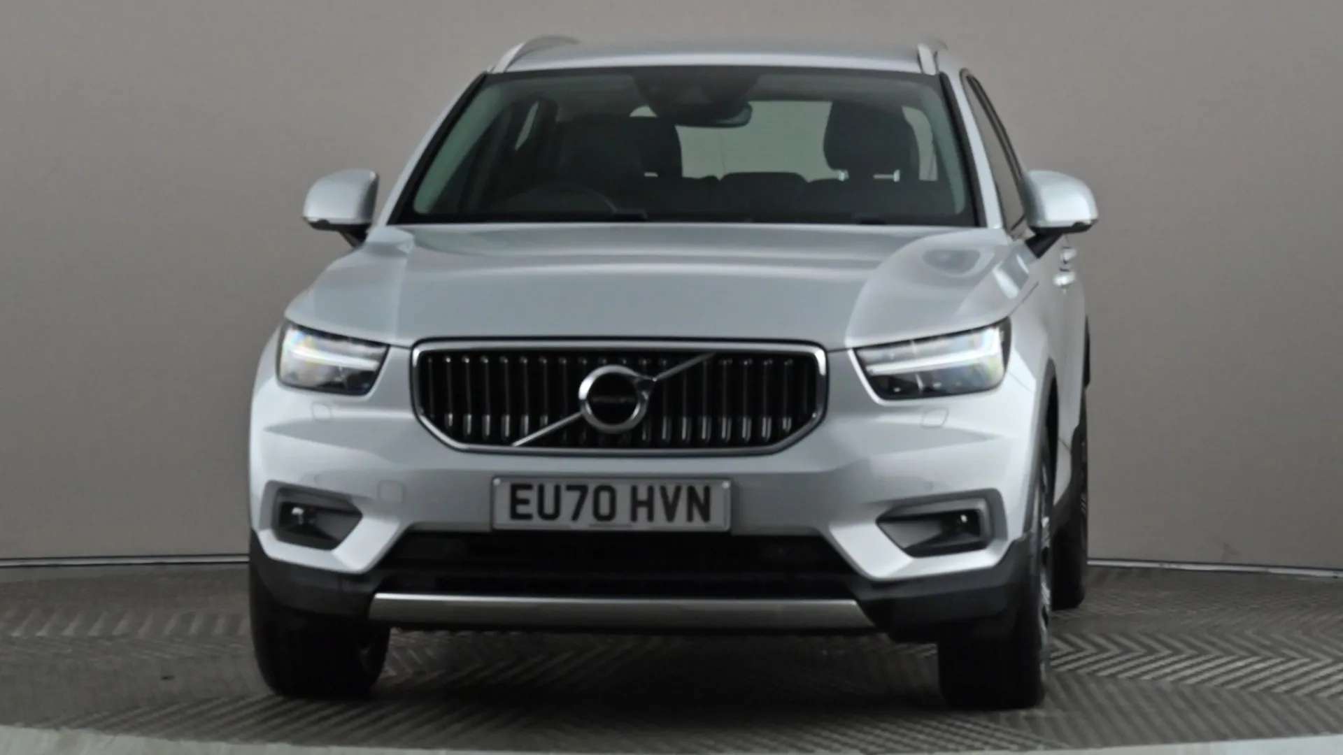 A 2020 VOLVO XC40 2.0 B4P Inscription AWD Auto A 2020 VOLVO XC40 2.0 B4P Inscription AWD Auto