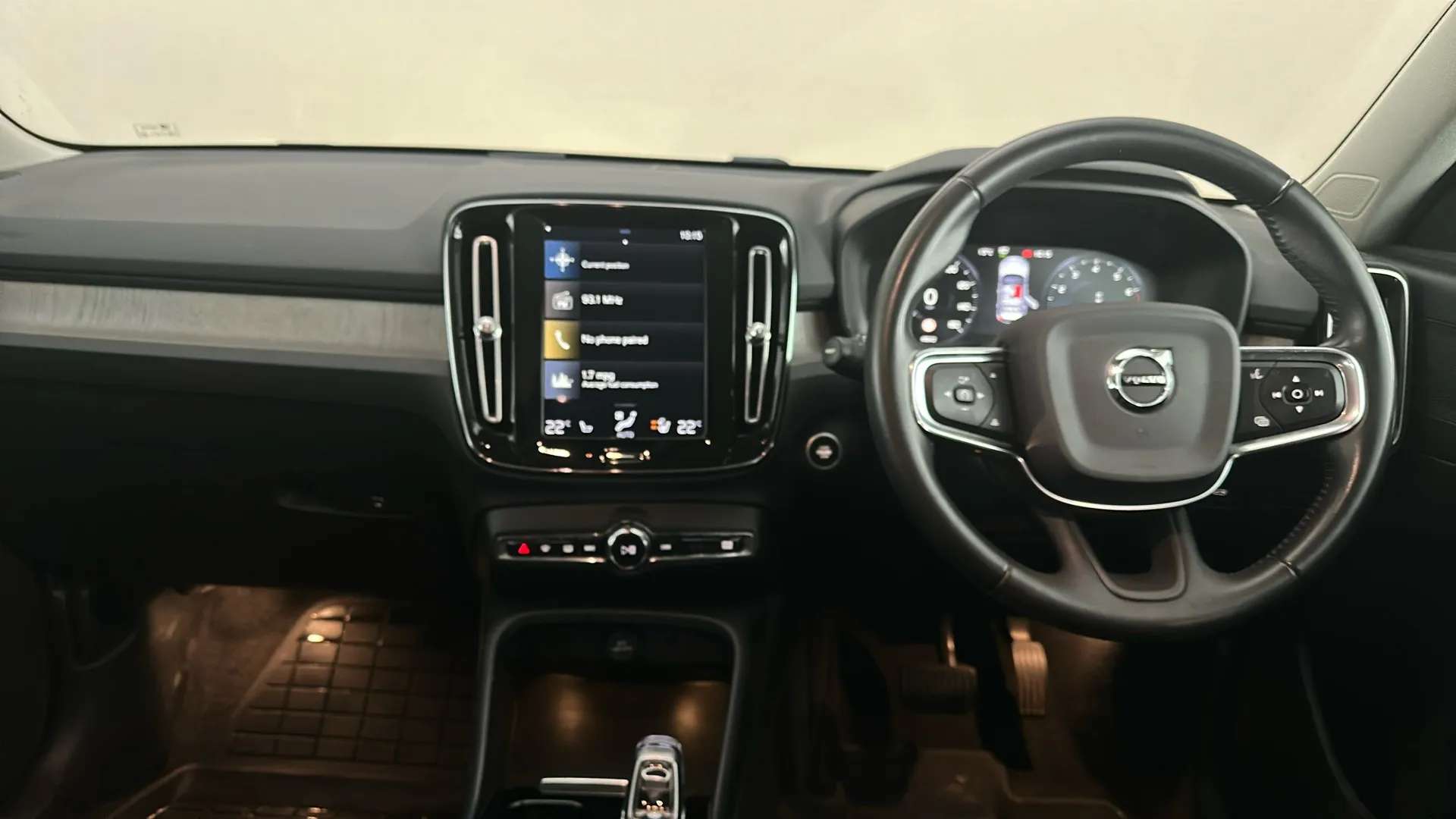 2020 VOLVO XC40 2020 VOLVO XC40