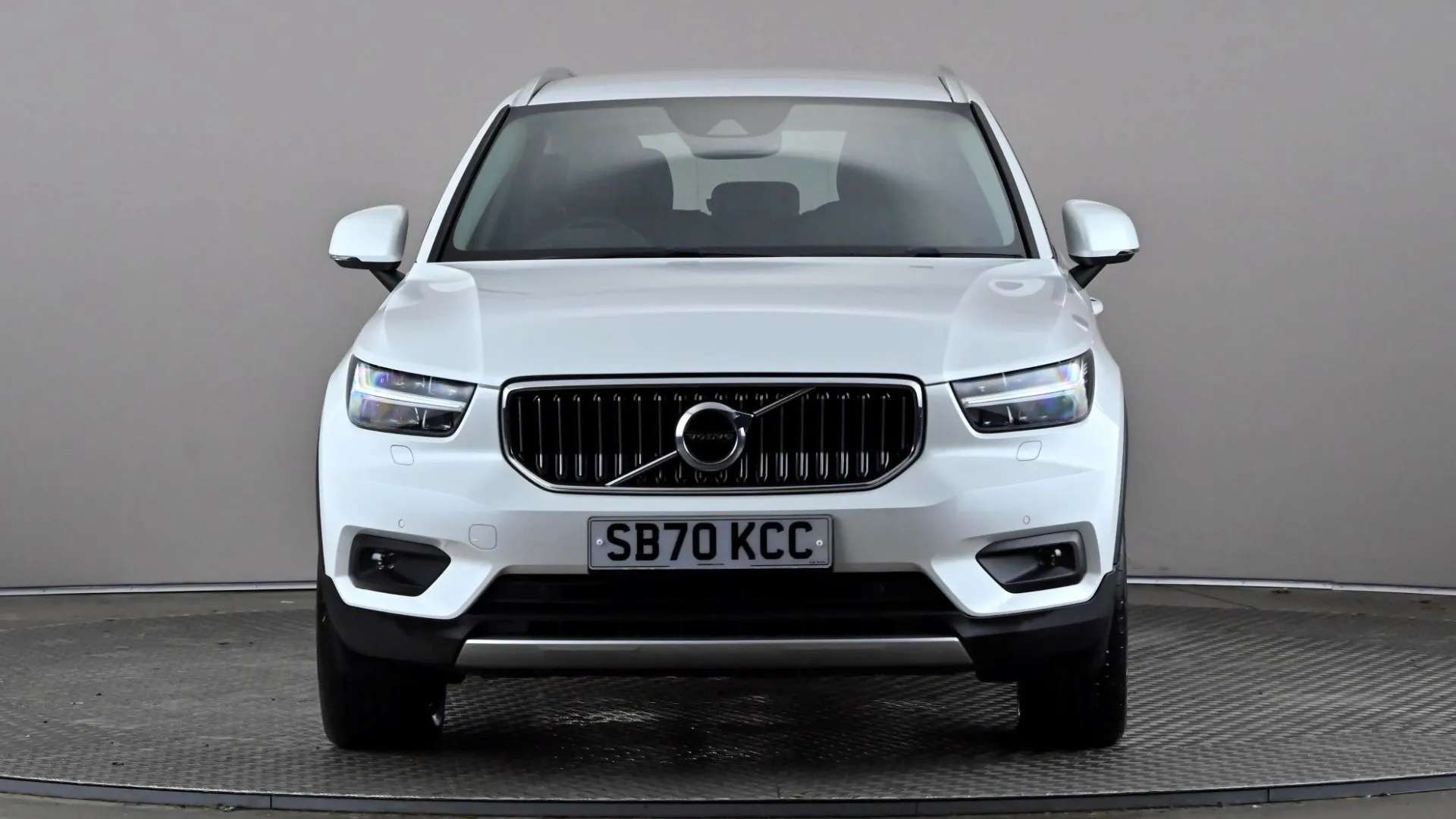 A 2020 VOLVO XC40 2.0 B4P Inscription Pro Auto A 2020 VOLVO XC40 2.0 B4P Inscription Pro Auto