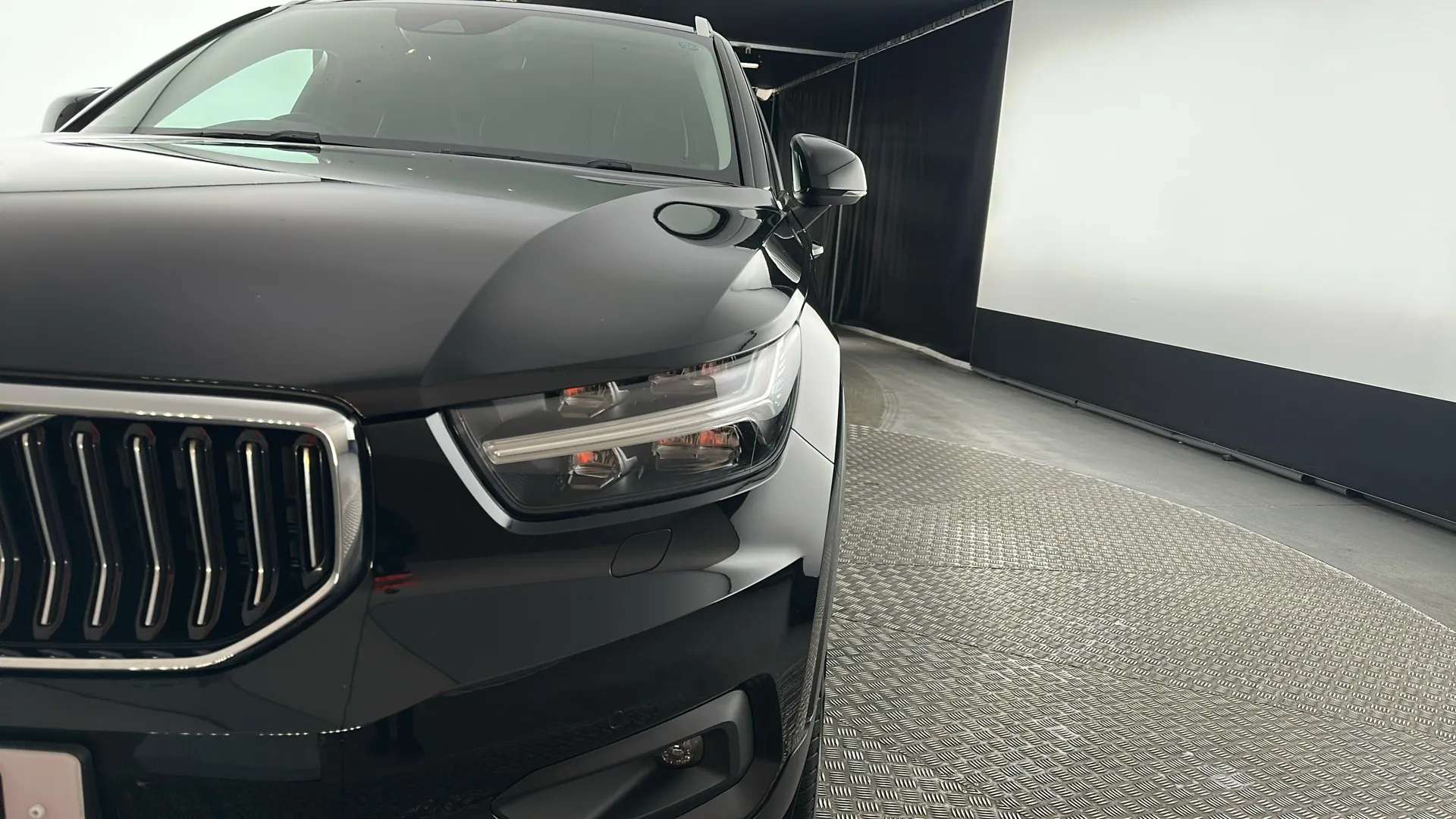2021 VOLVO XC40 2021 VOLVO XC40