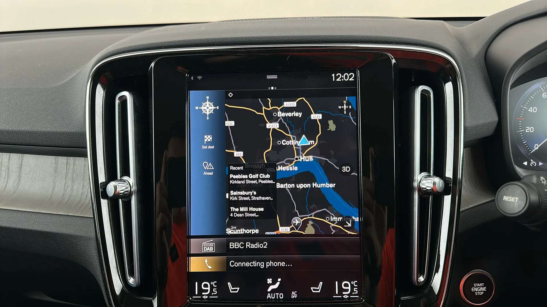 2021 VOLVO XC40 2021 VOLVO XC40