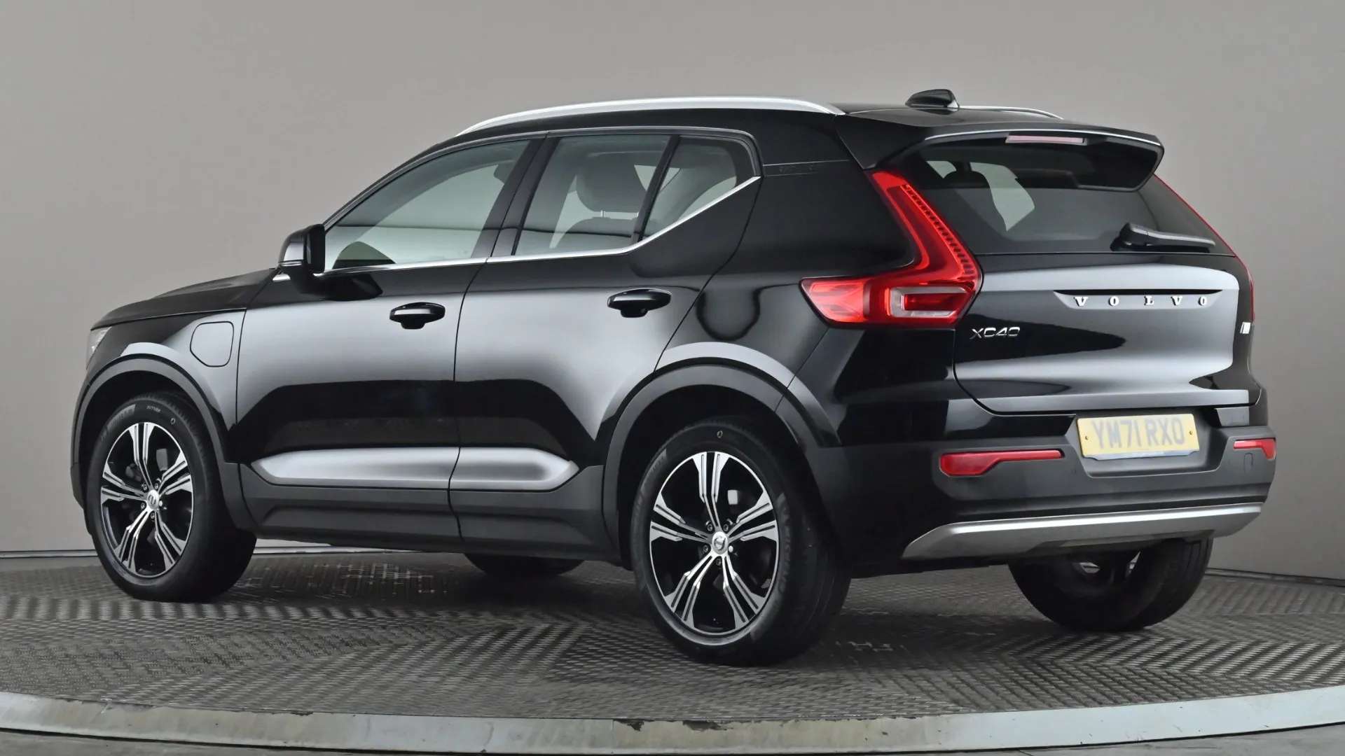 A 2022 VOLVO XC40 1.5 T5 Recharge PHEV Inscription Pro Auto A 2022 VOLVO XC40 1.5 T5 Recharge PHEV Inscription Pro Auto