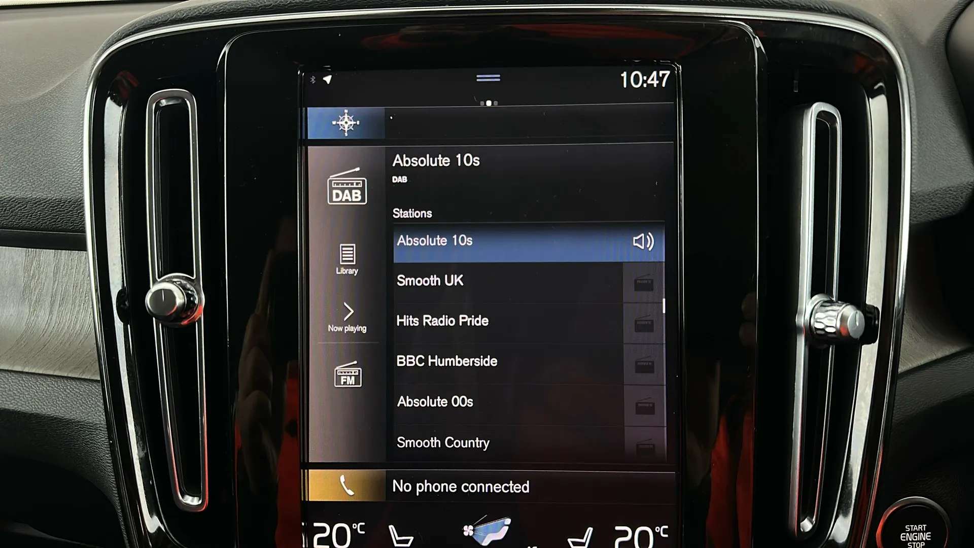 2022 VOLVO XC40 2022 VOLVO XC40