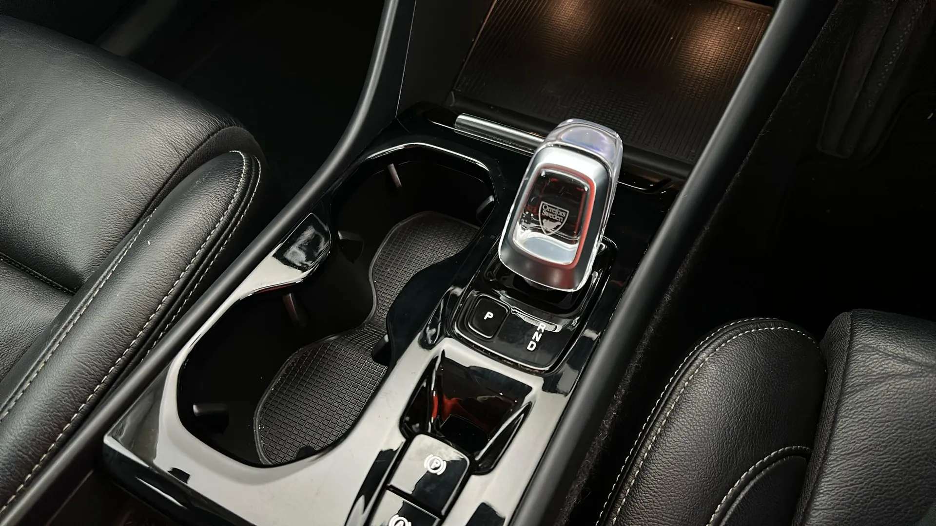 2022 VOLVO XC40 2022 VOLVO XC40
