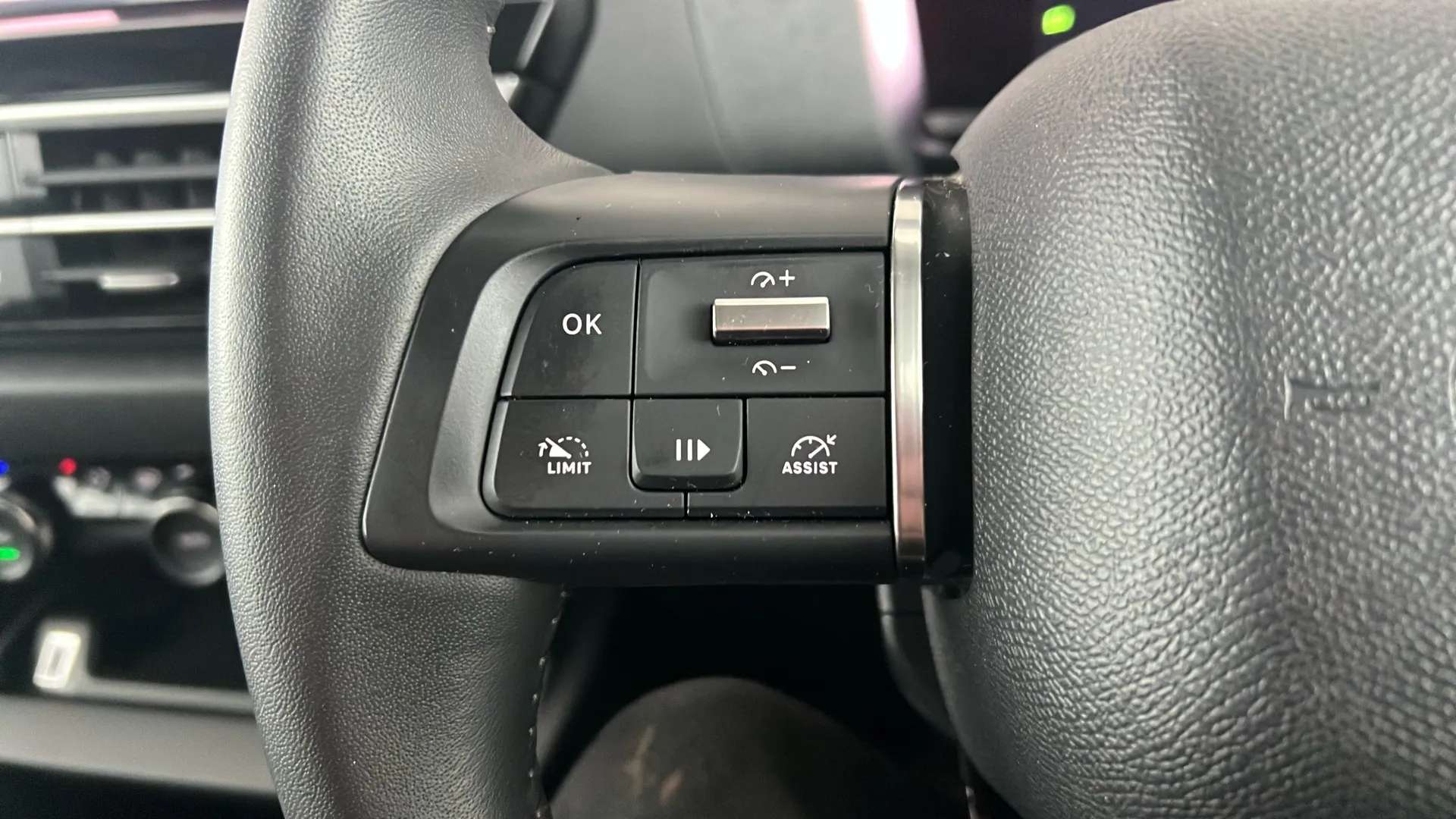 2024 CITROEN C4 2024 CITROEN C4