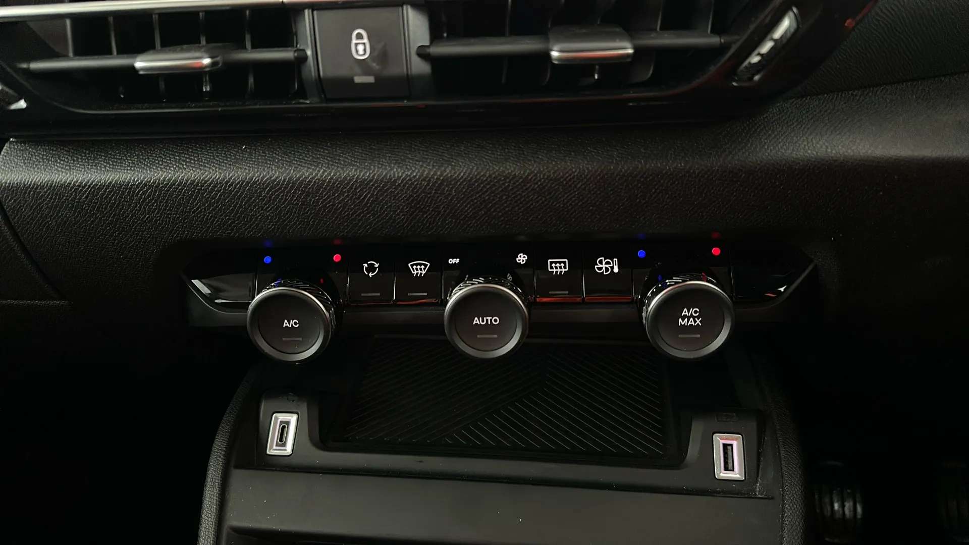 2024 CITROEN C4 2024 CITROEN C4