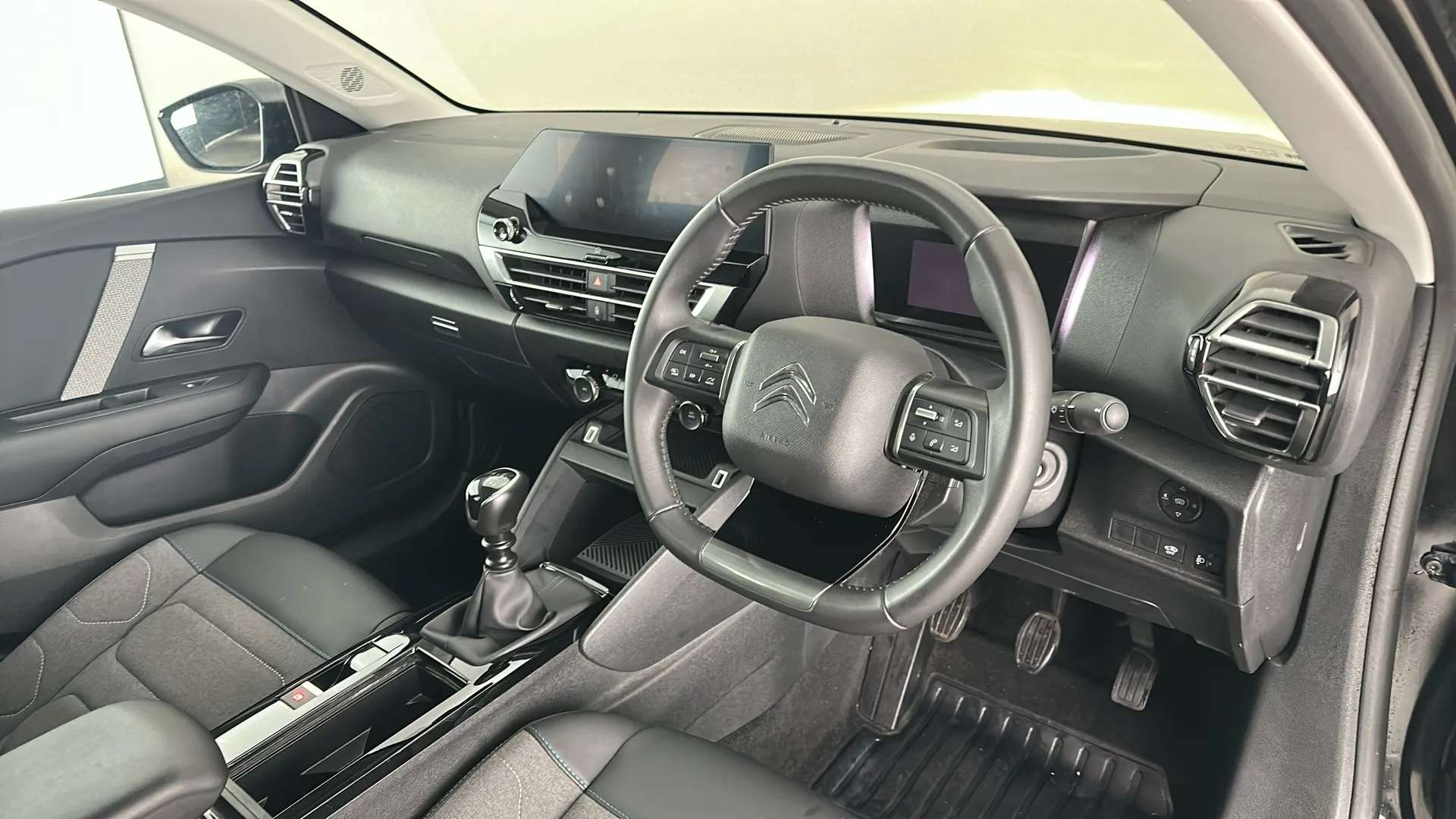 2024 CITROEN C4 2024 CITROEN C4