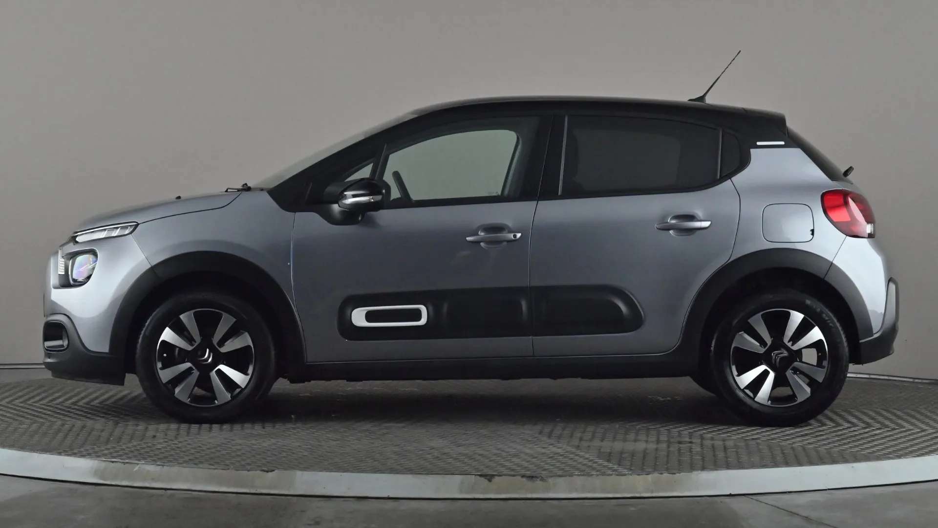 A 2024 CITROEN C3 1.2 PureTech Plus A 2024 CITROEN C3 1.2 PureTech Plus