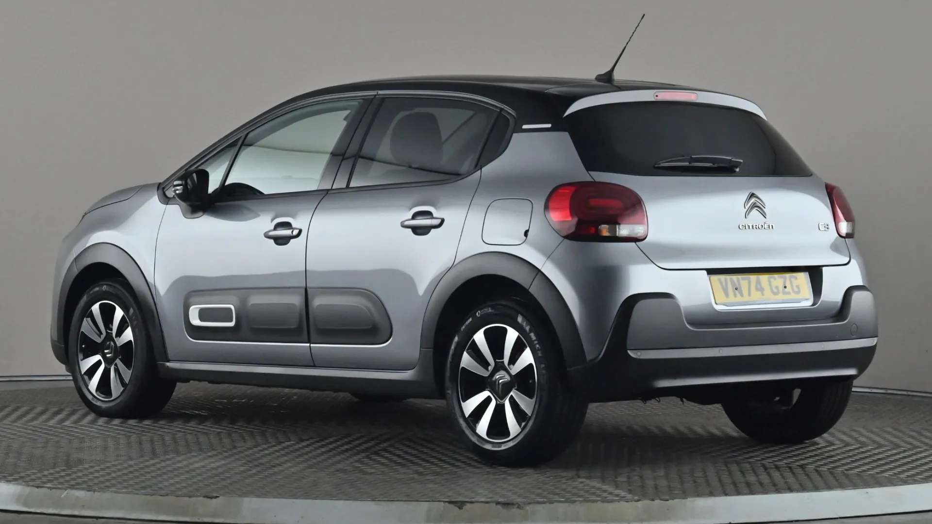 A 2024 CITROEN C3 1.2 PureTech Plus A 2024 CITROEN C3 1.2 PureTech Plus