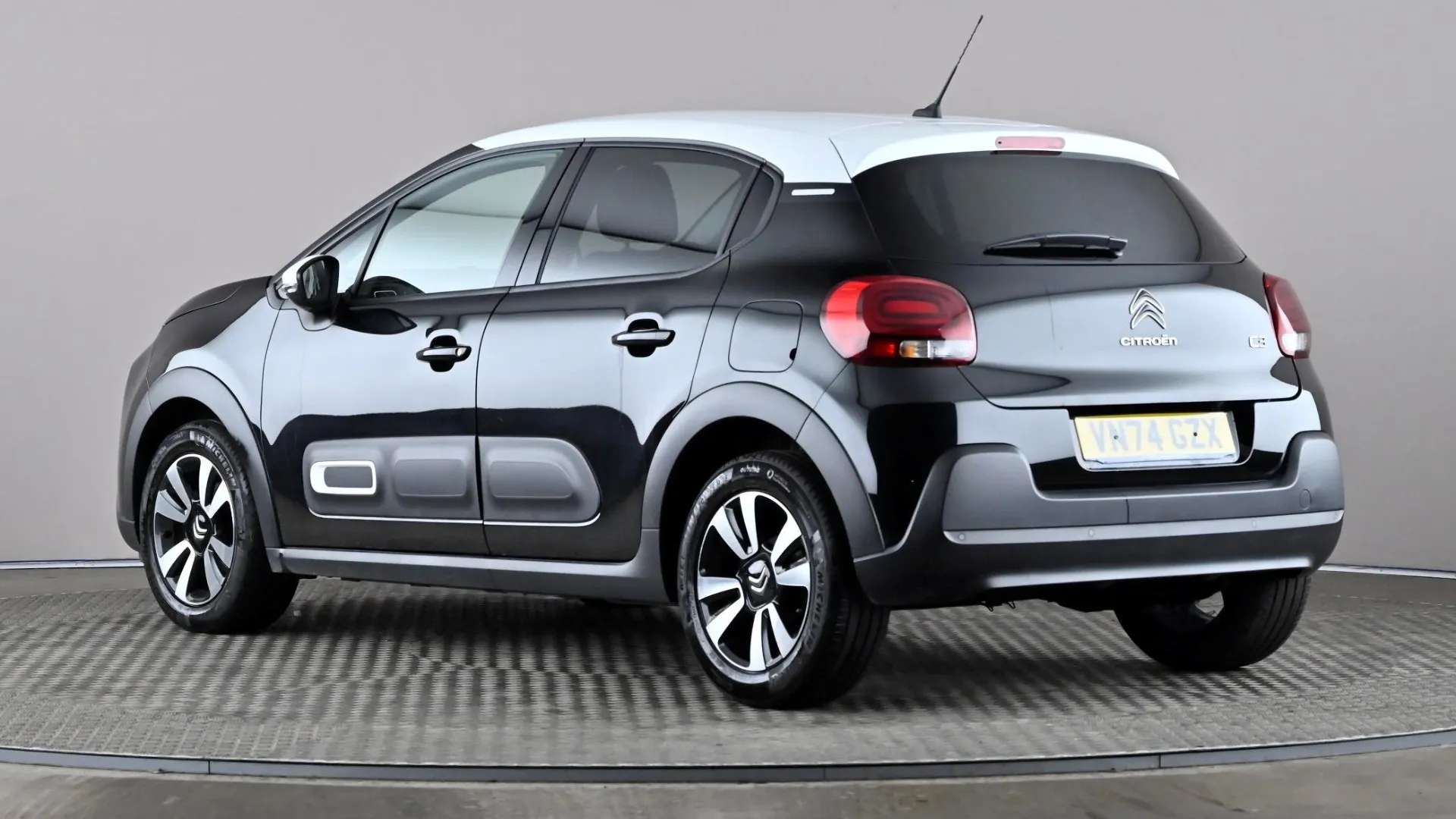 A 2024 CITROEN C3 1.2 PureTech Plus A 2024 CITROEN C3 1.2 PureTech Plus