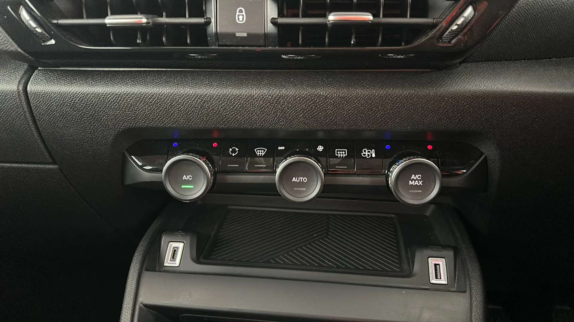2023 CITROEN C4 2023 CITROEN C4